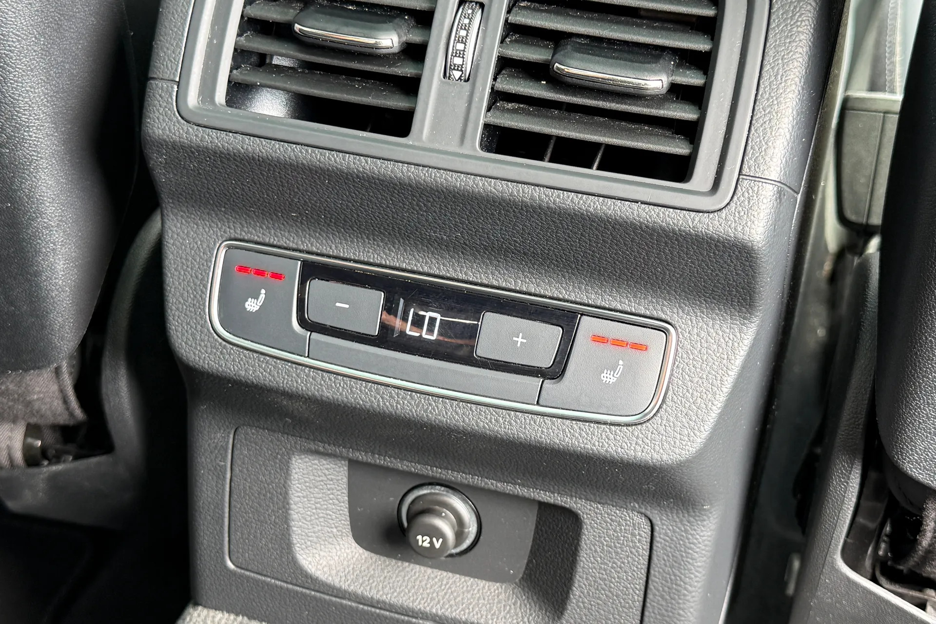 Audi Q5 thumbnail image number 45