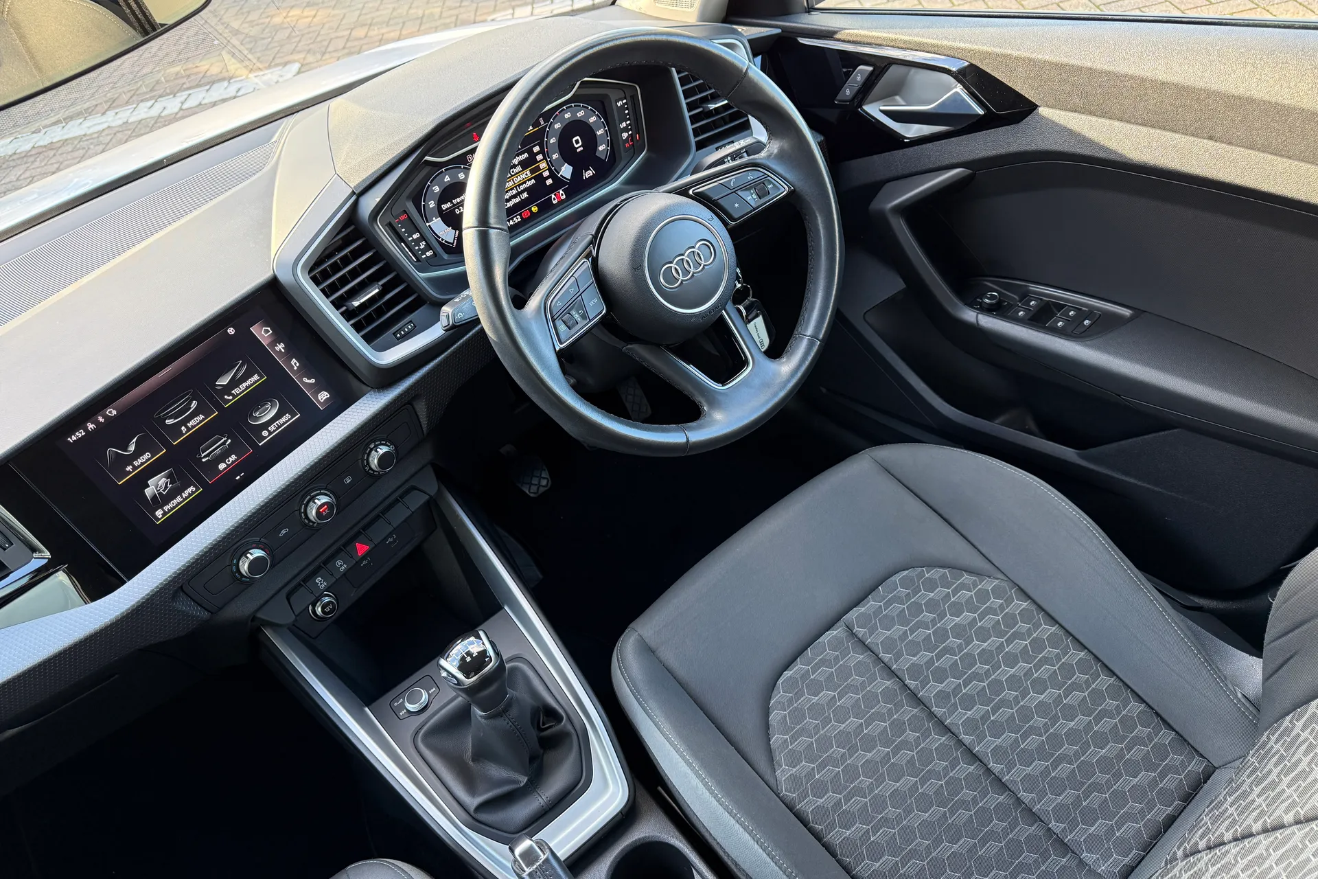 Audi A1 thumbnail image number 42