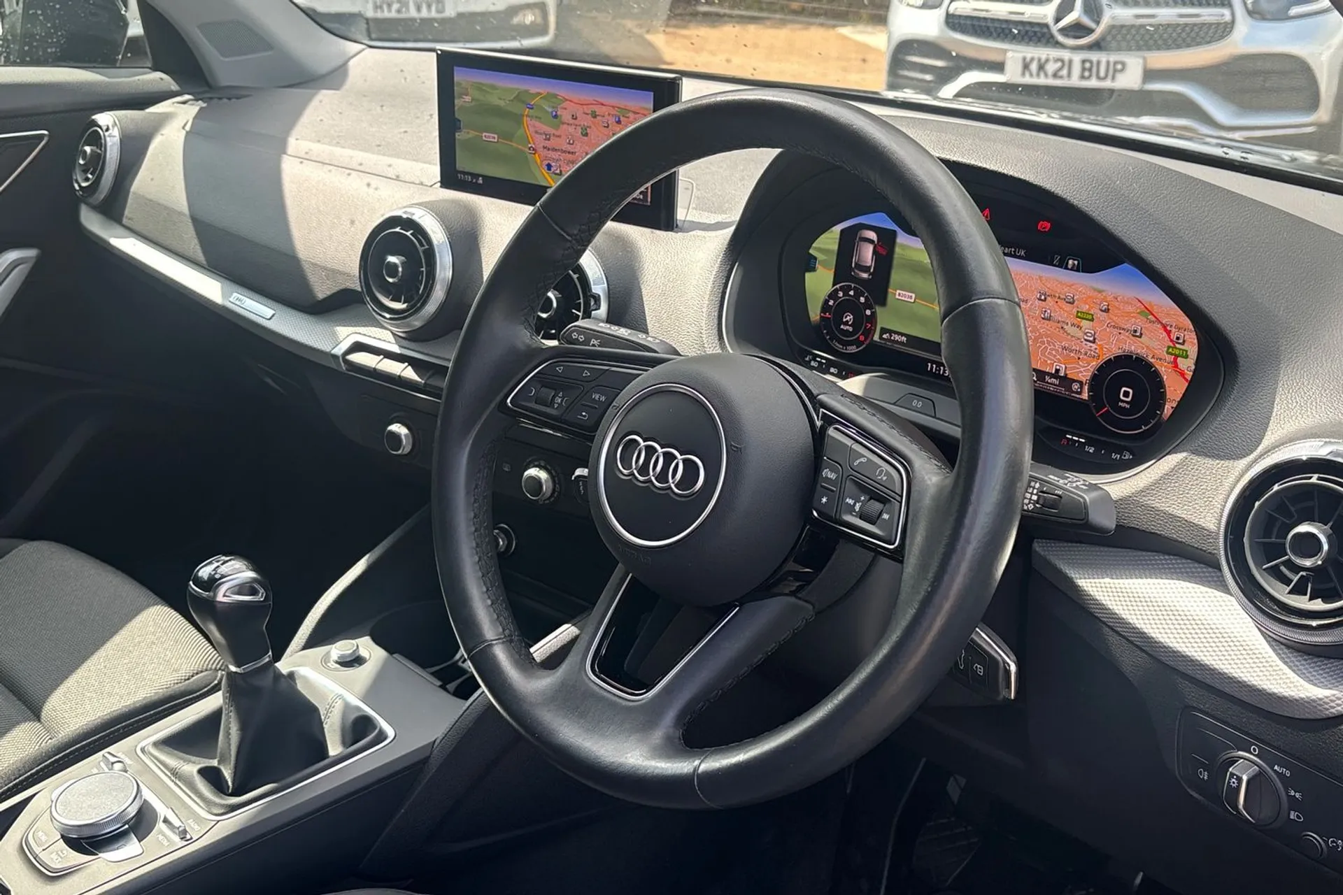 Audi Q2 thumbnail image number 25