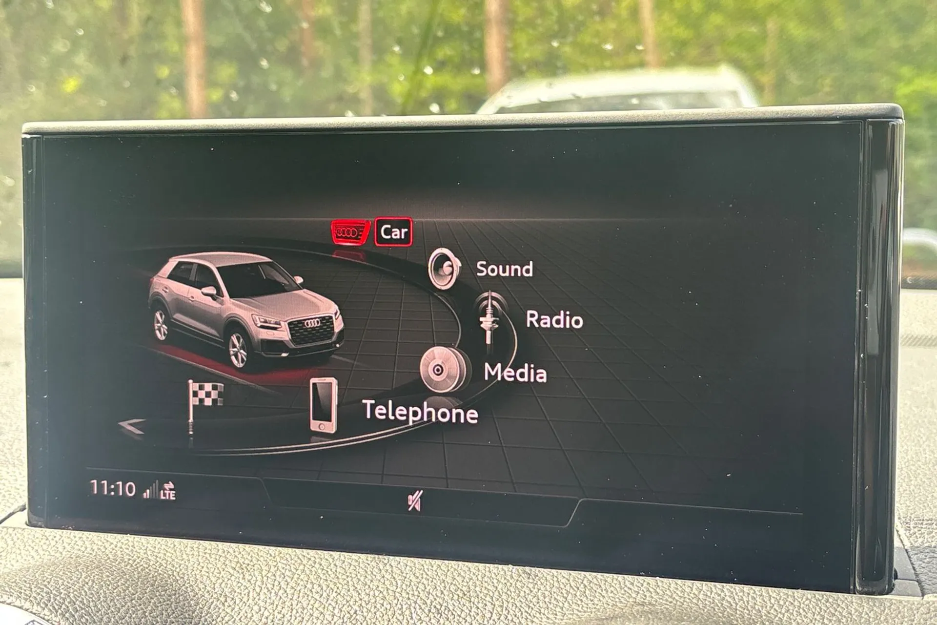 Audi Q2 thumbnail image number 38