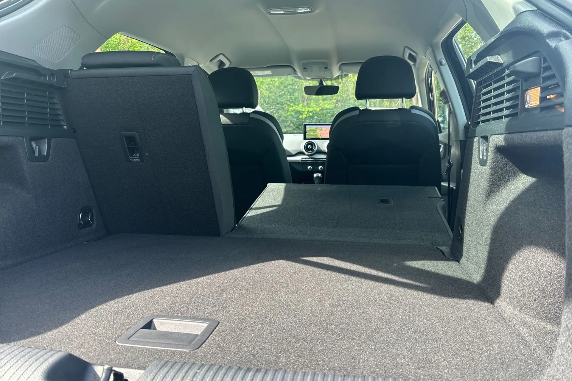 Audi Q2 thumbnail image number 20