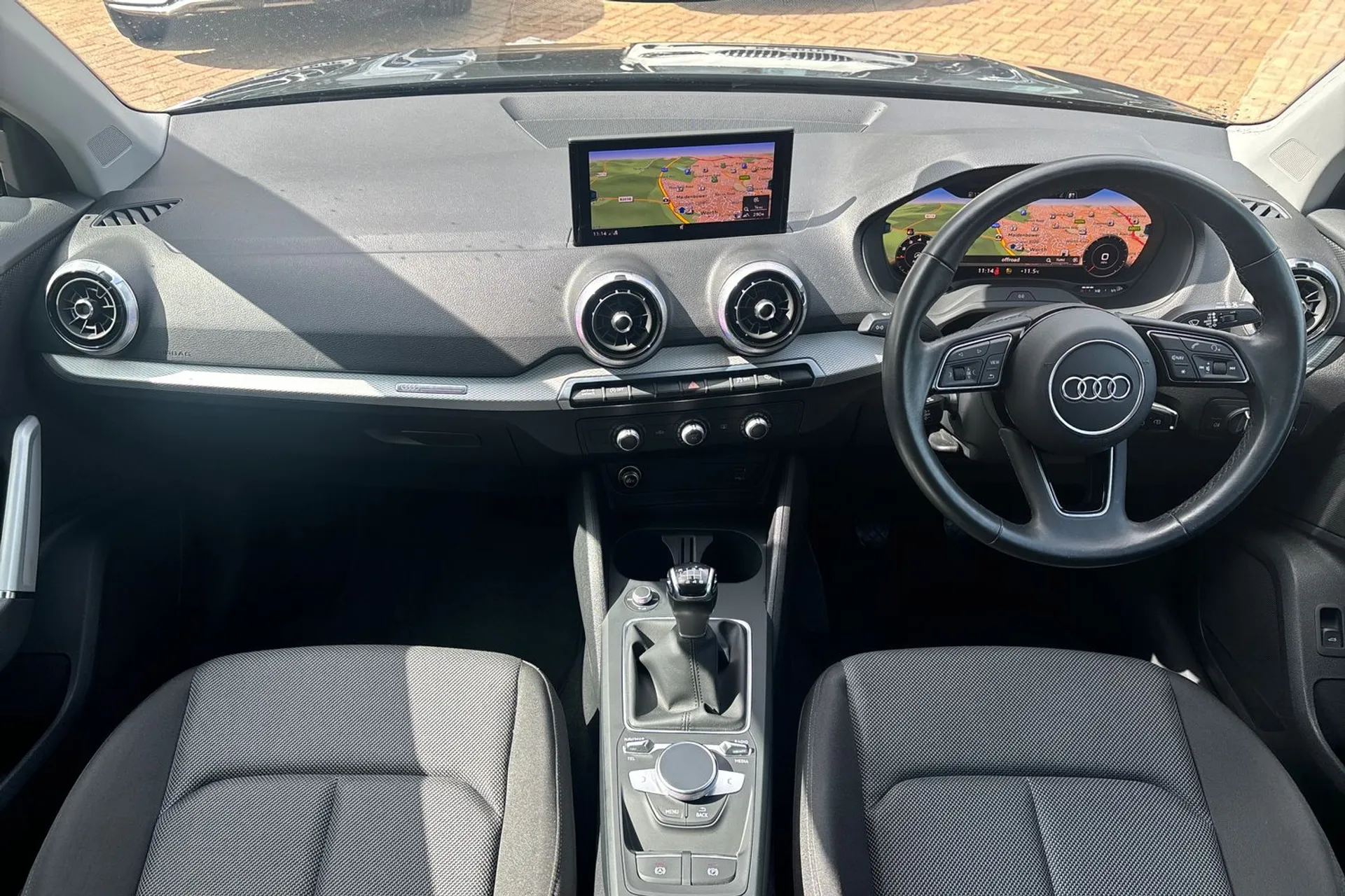 Audi Q2 thumbnail image number 31