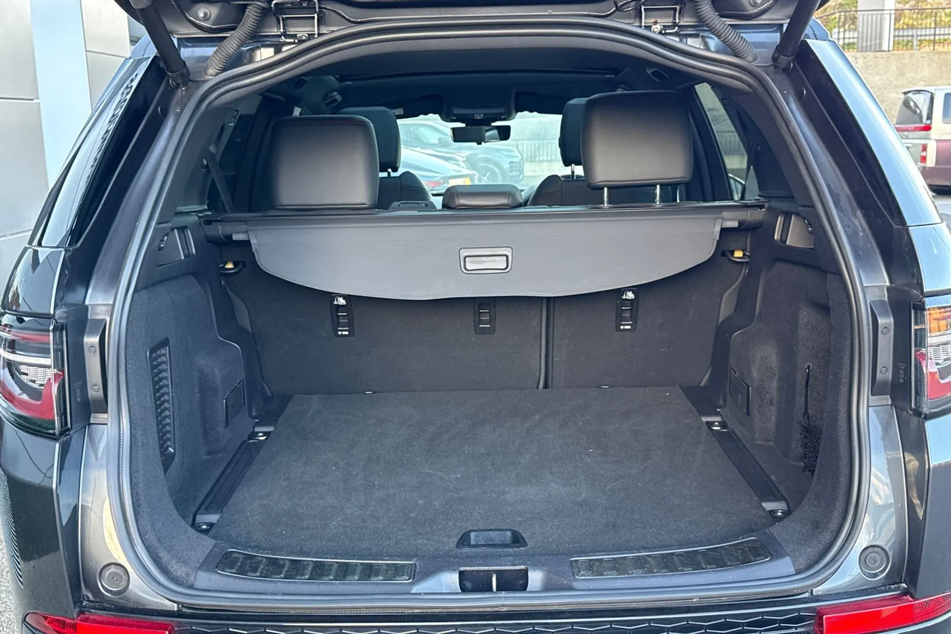 LAND ROVER DISCOVERY SPORT thumbnail image number 39