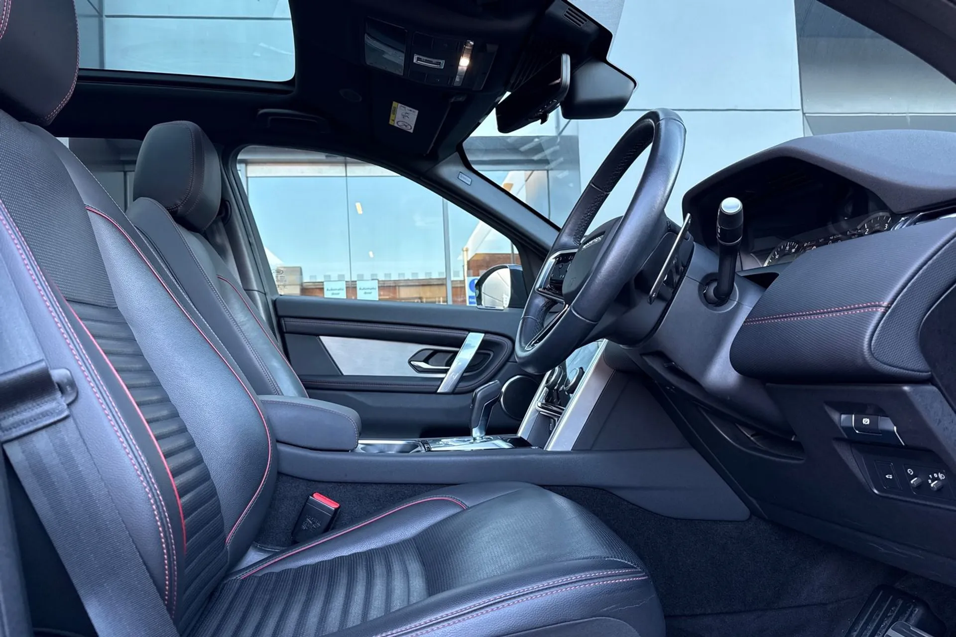 LAND ROVER DISCOVERY SPORT thumbnail image number 17