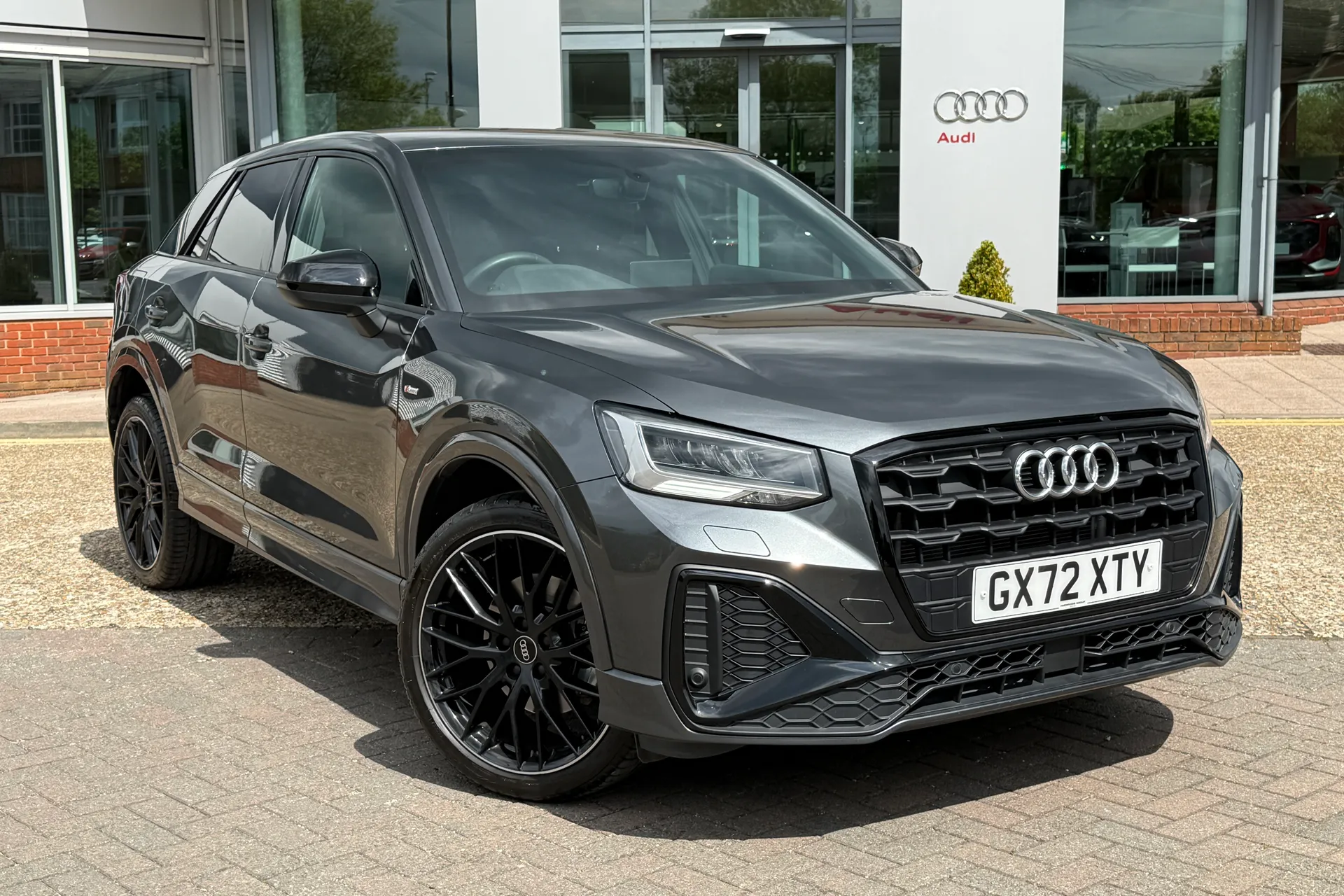 Audi Q2 thumbnail image number 21