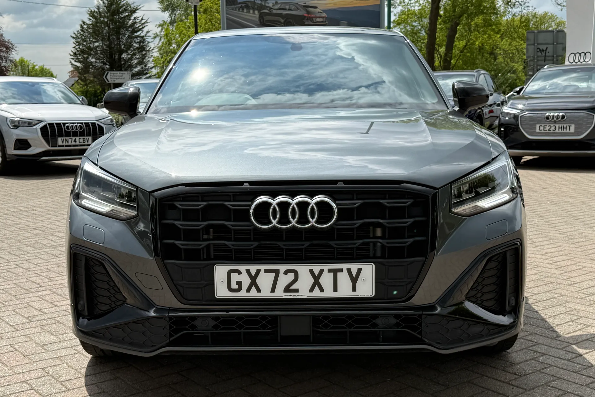 Audi Q2 thumbnail image number 22