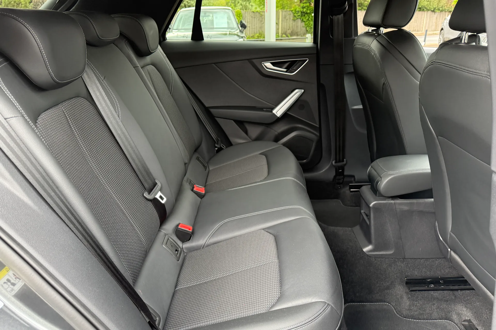 Audi Q2 thumbnail image number 42