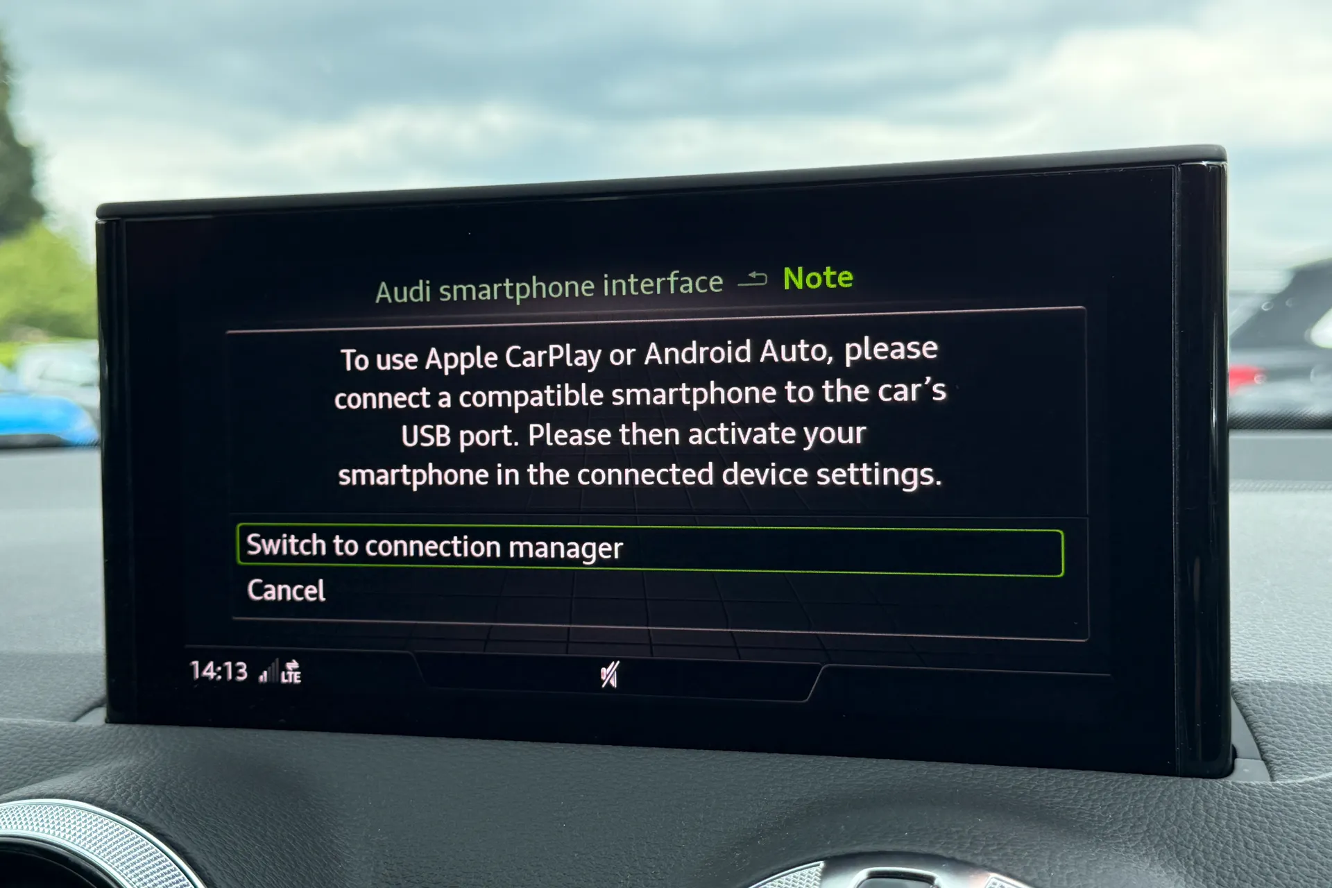 Audi Q2 thumbnail image number 10