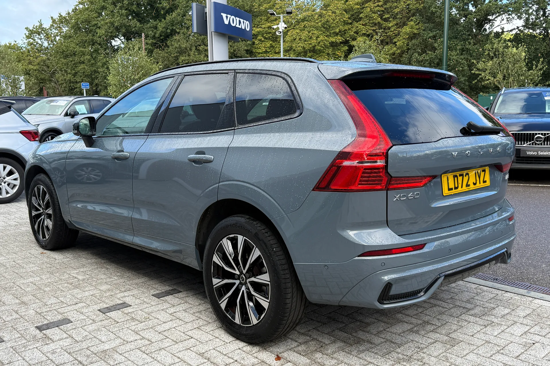 Volvo XC60 thumbnail image number 10