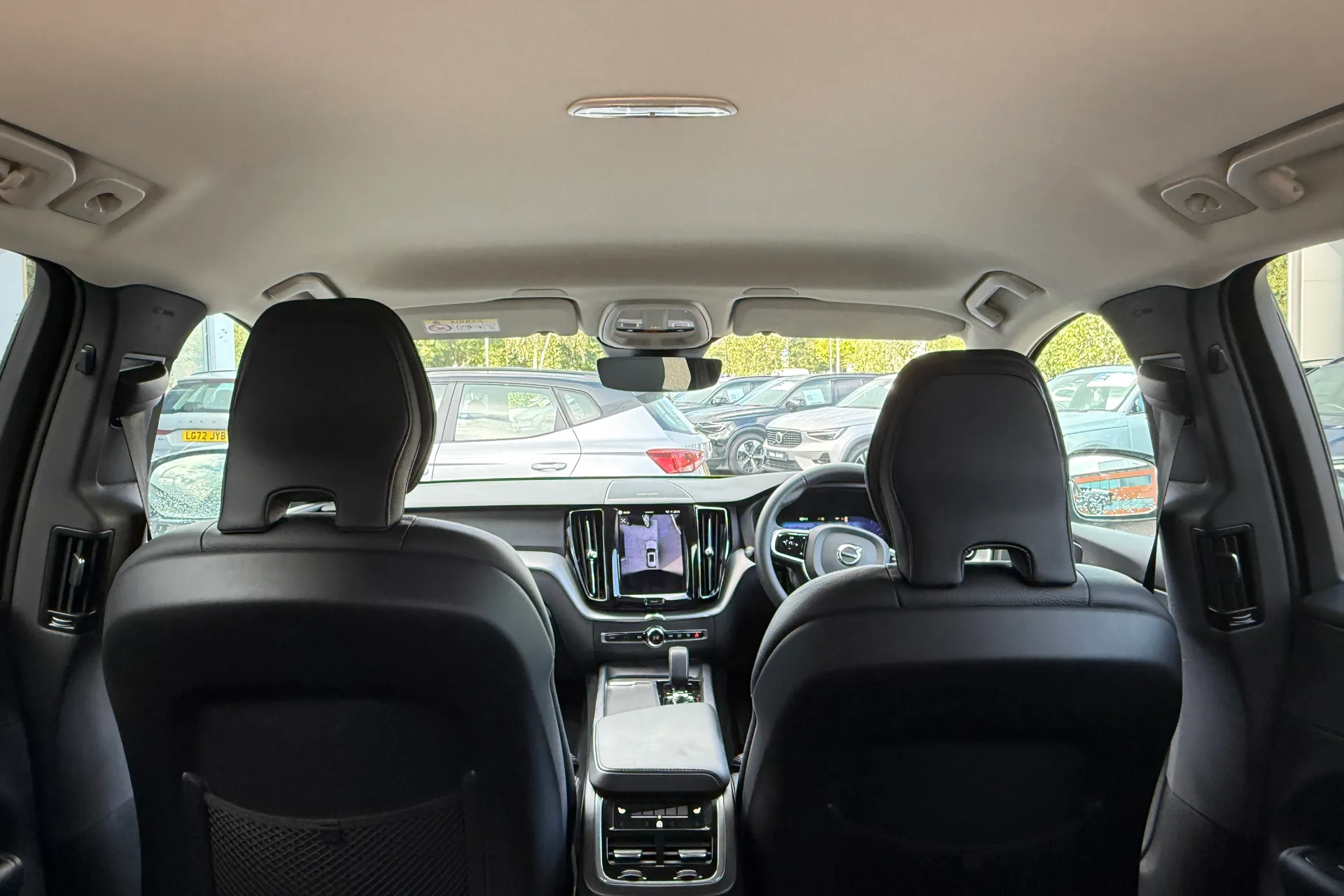Volvo XC60 thumbnail image number 22