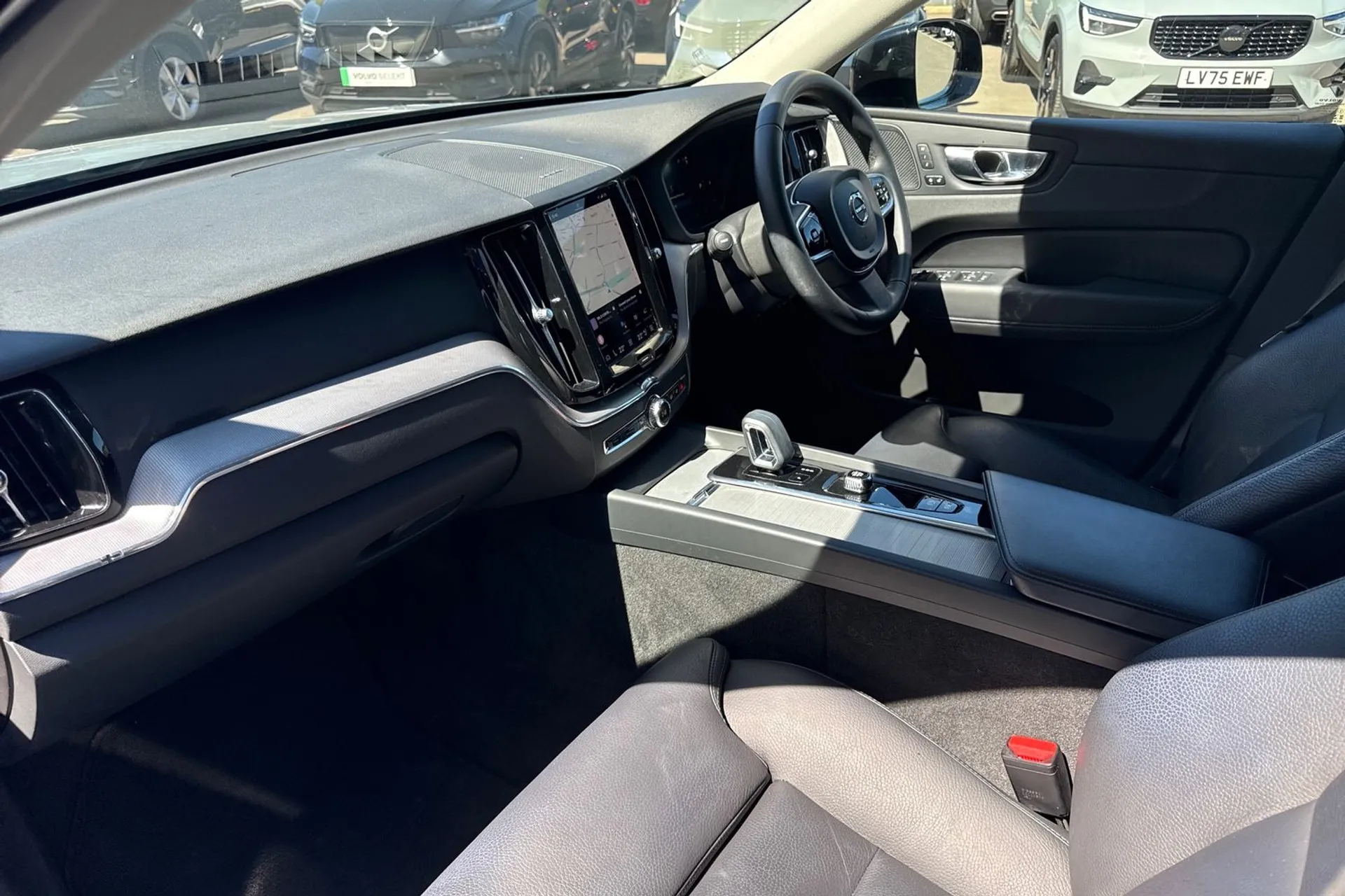 Volvo XC60 thumbnail image number 27
