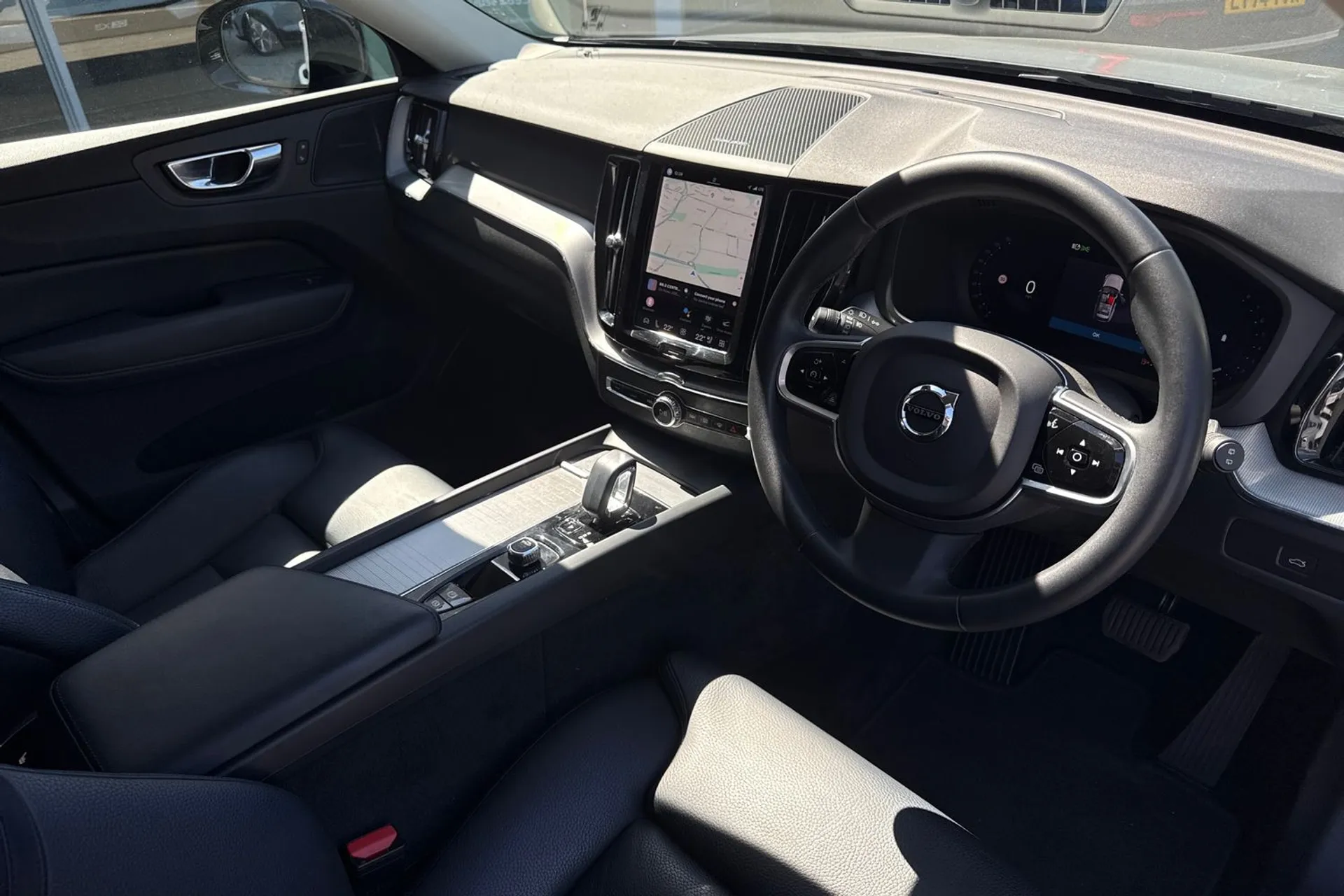 Volvo XC60 thumbnail image number 6
