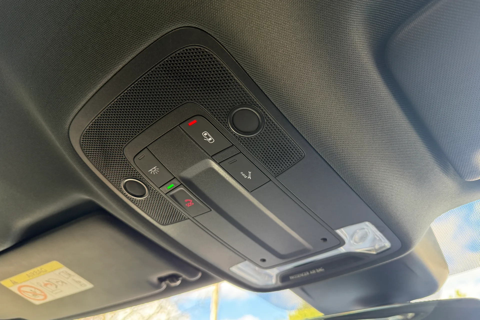 Audi Q3 S LINE 40 TFSI QUATTRO thumbnail image number 19