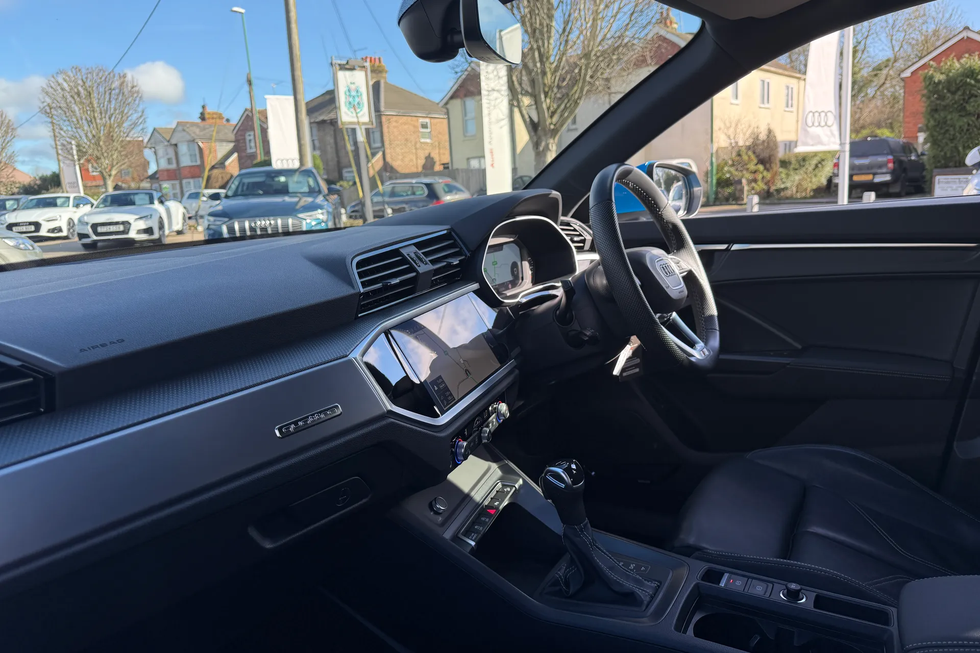 Audi Q3 S LINE 40 TFSI QUATTRO thumbnail image number 28