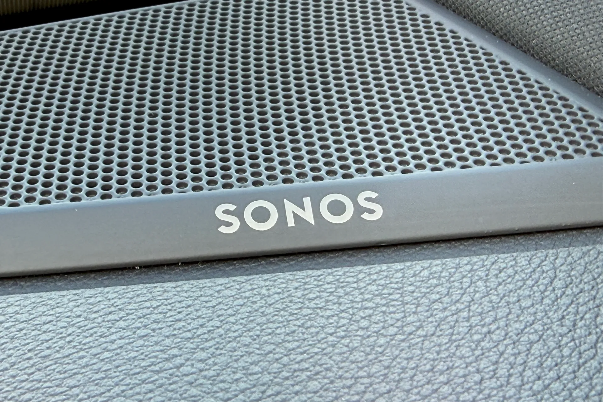 Audi Q3 S LINE 40 TFSI QUATTRO thumbnail image number 15