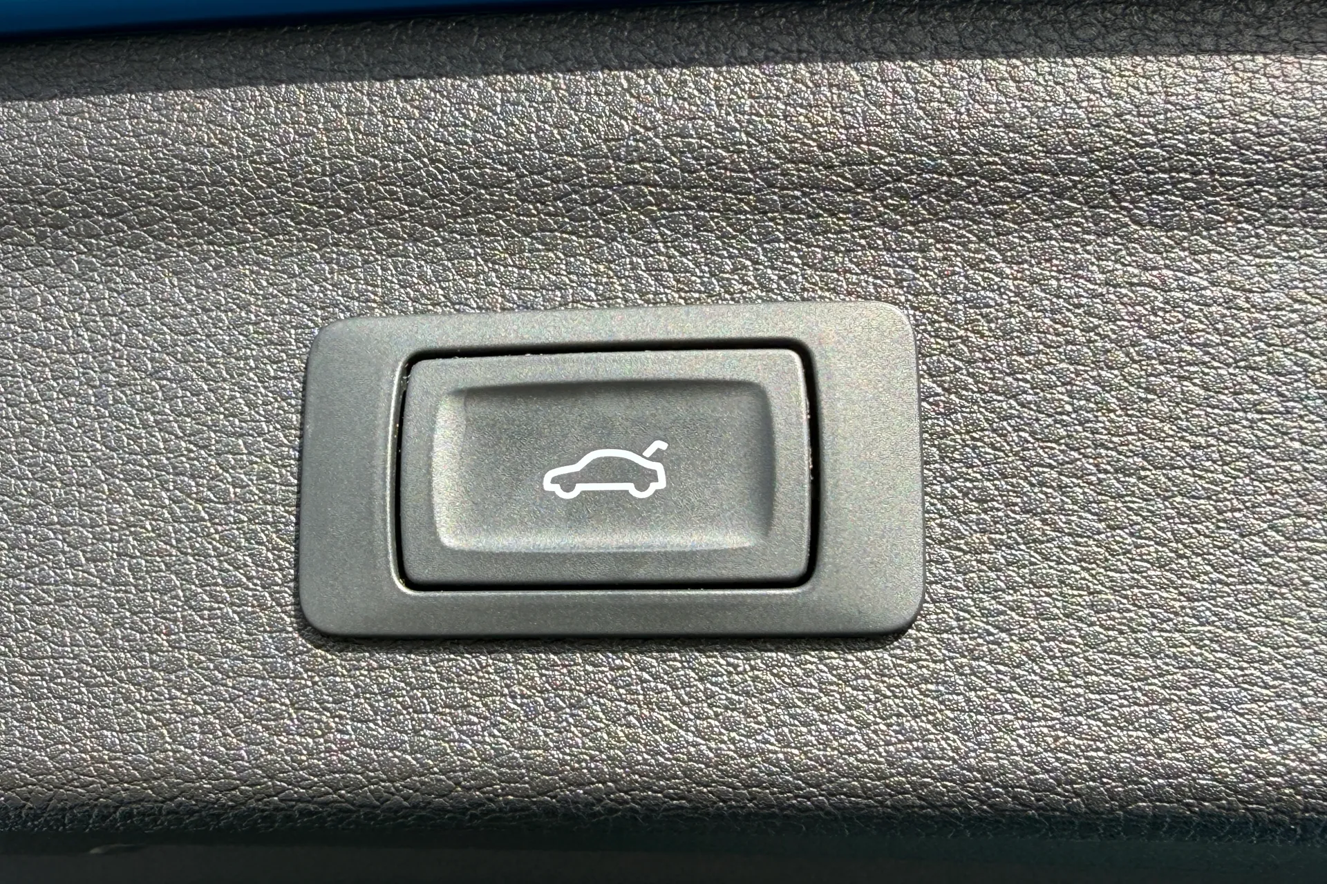 Audi Q3 S LINE 40 TFSI QUATTRO thumbnail image number 37