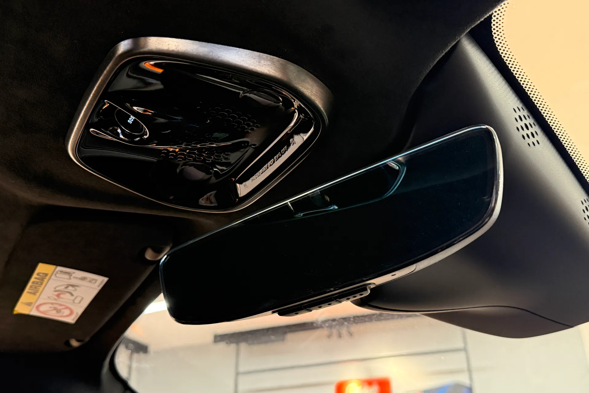 McLaren ARTURA thumbnail image number 27