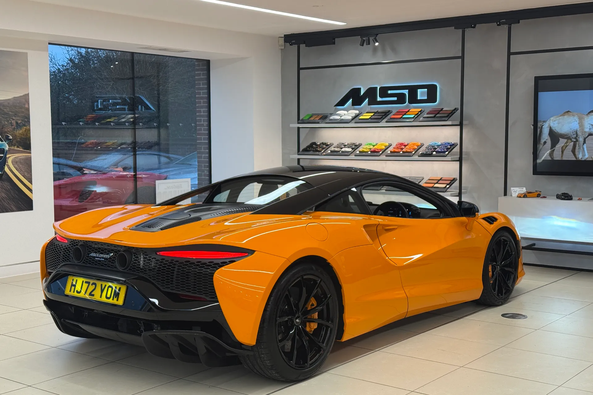 McLaren ARTURA thumbnail image number 47