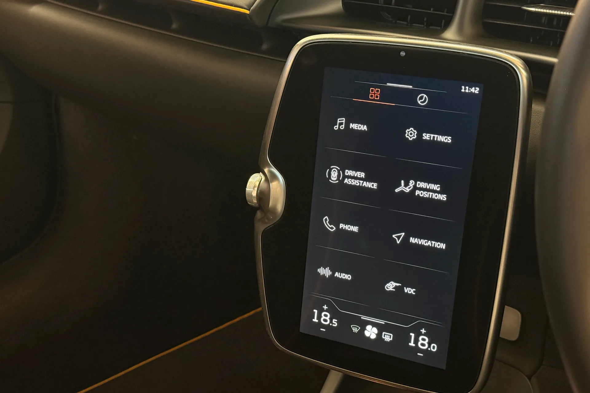 McLaren ARTURA thumbnail image number 21