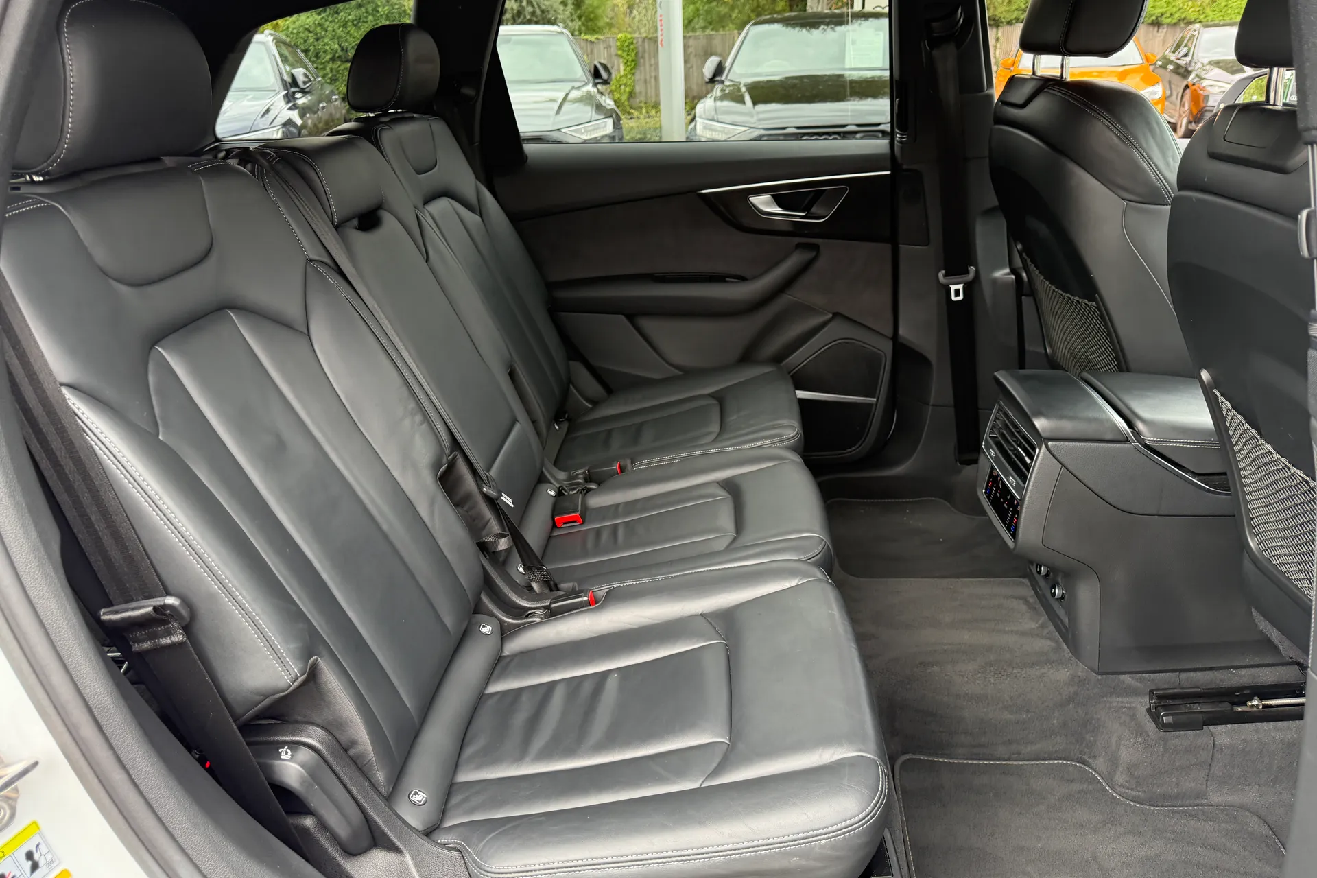 Audi Q7 thumbnail image number 51