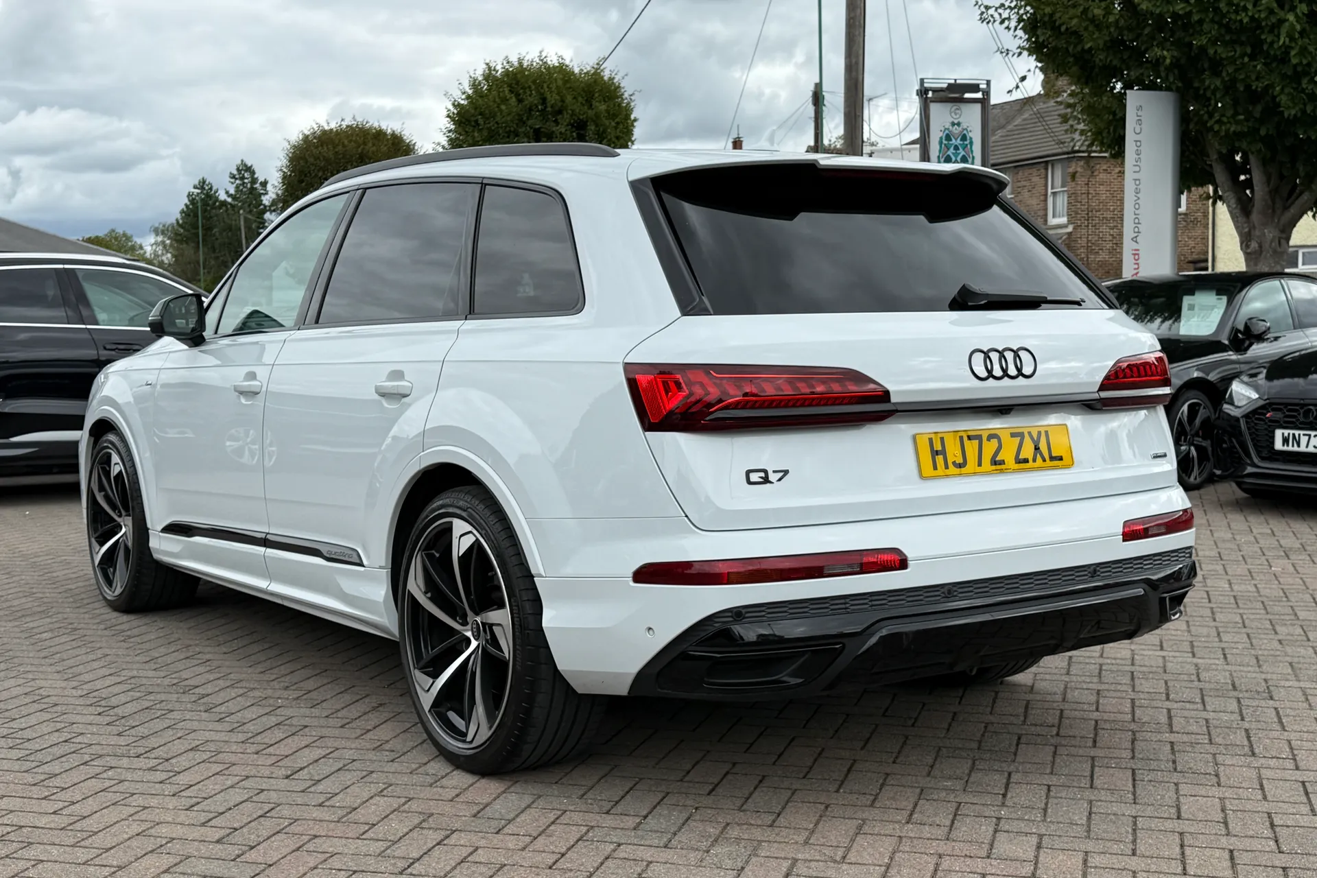 Audi Q7 thumbnail image number 41