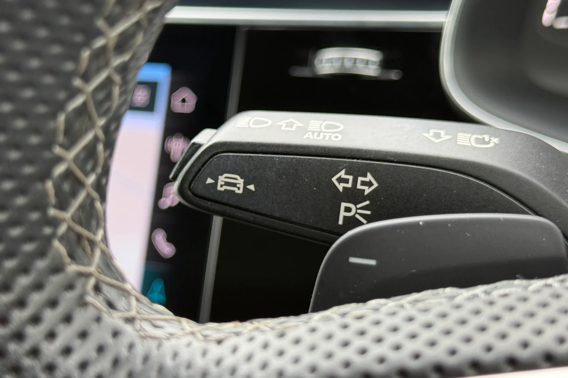 Audi Q7 thumbnail image number 25