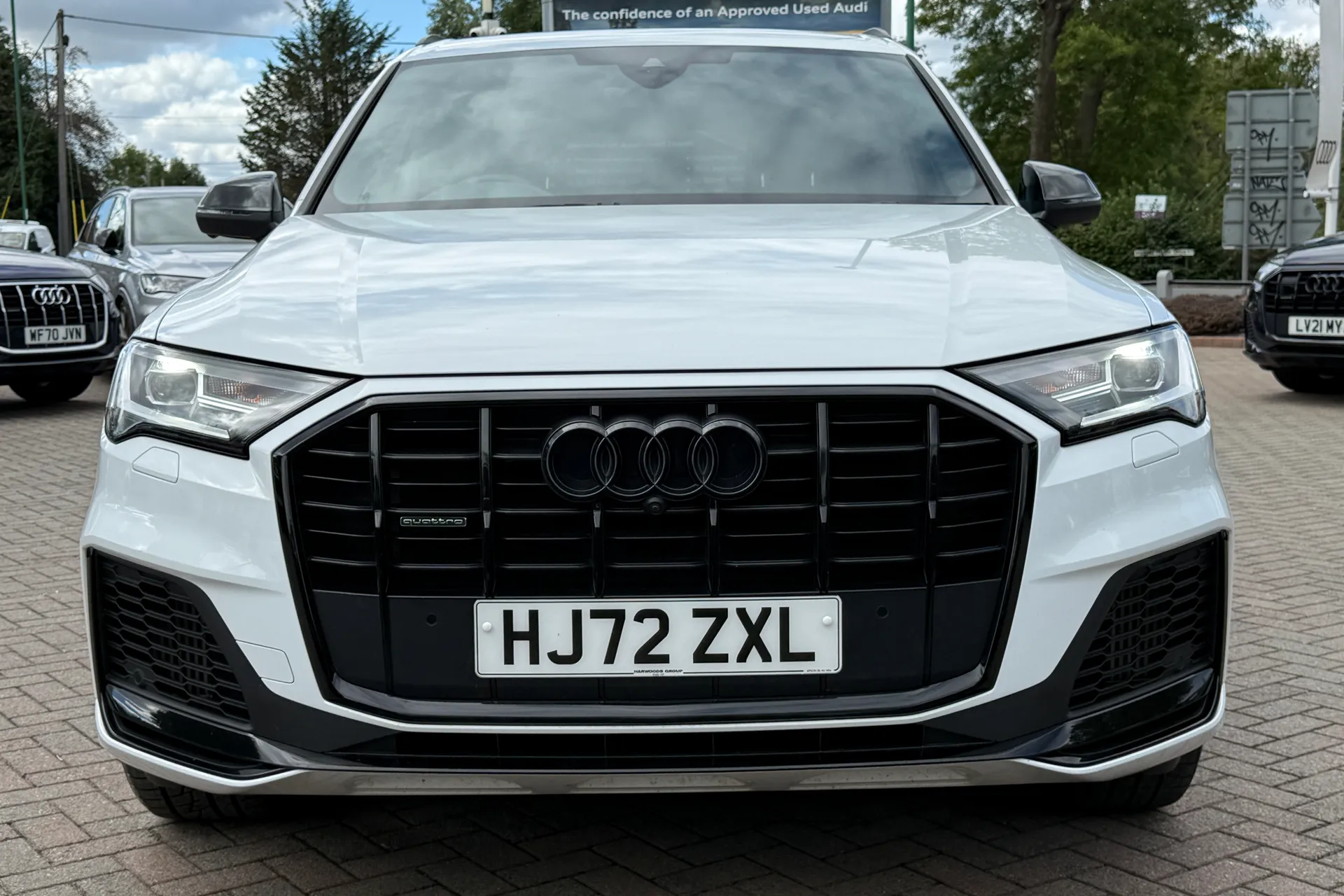 Audi Q7 thumbnail image number 32
