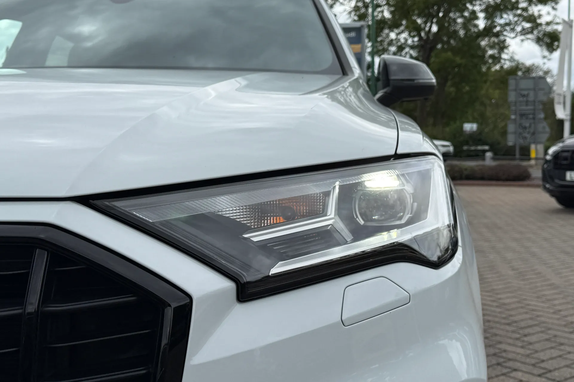 Audi Q7 thumbnail image number 61