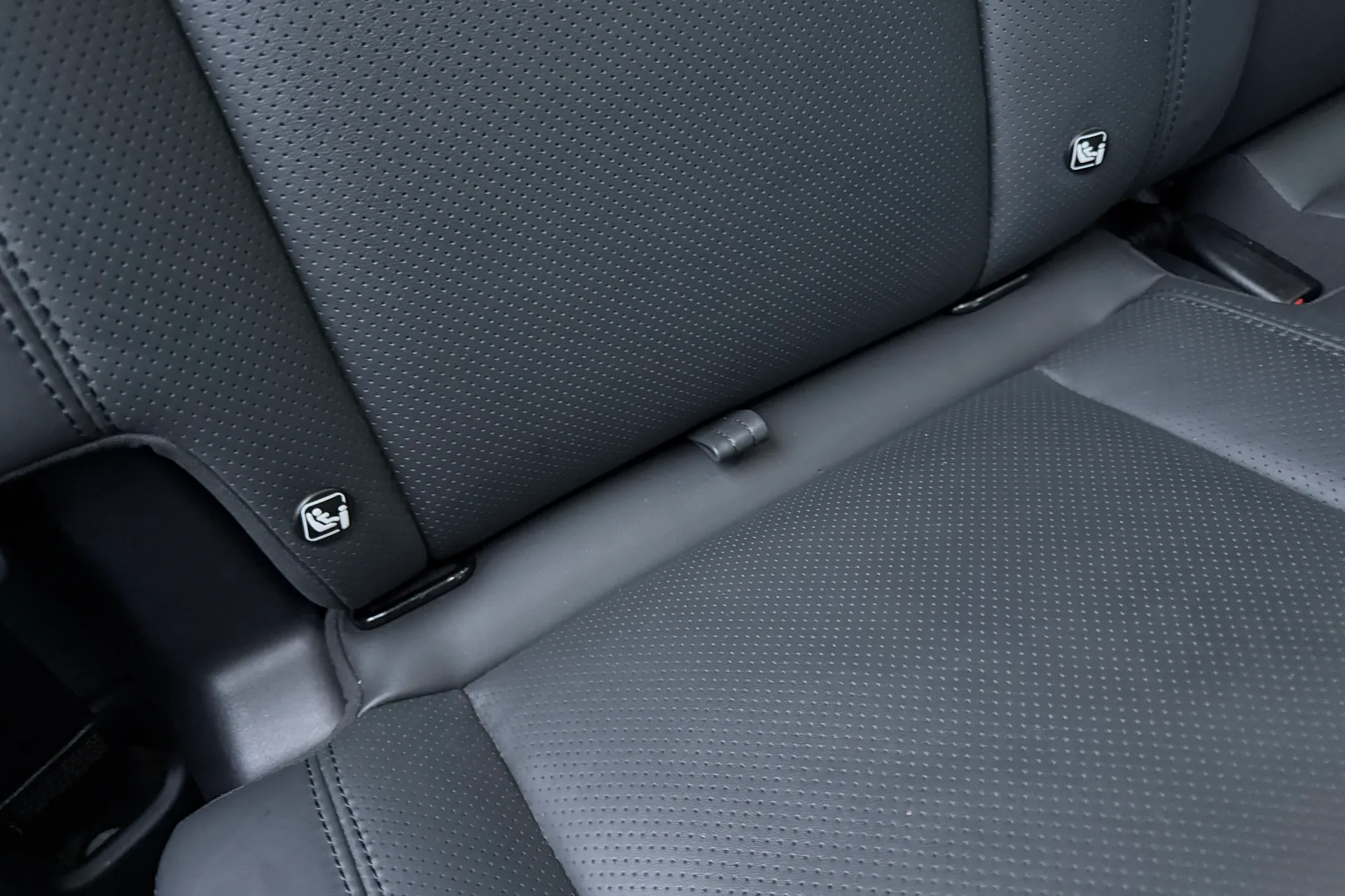 LAND ROVER Defender 110 thumbnail image number 42