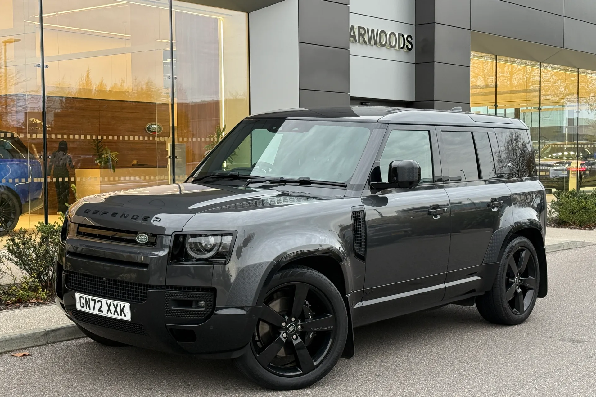 LAND ROVER Defender 110 thumbnail image number 17