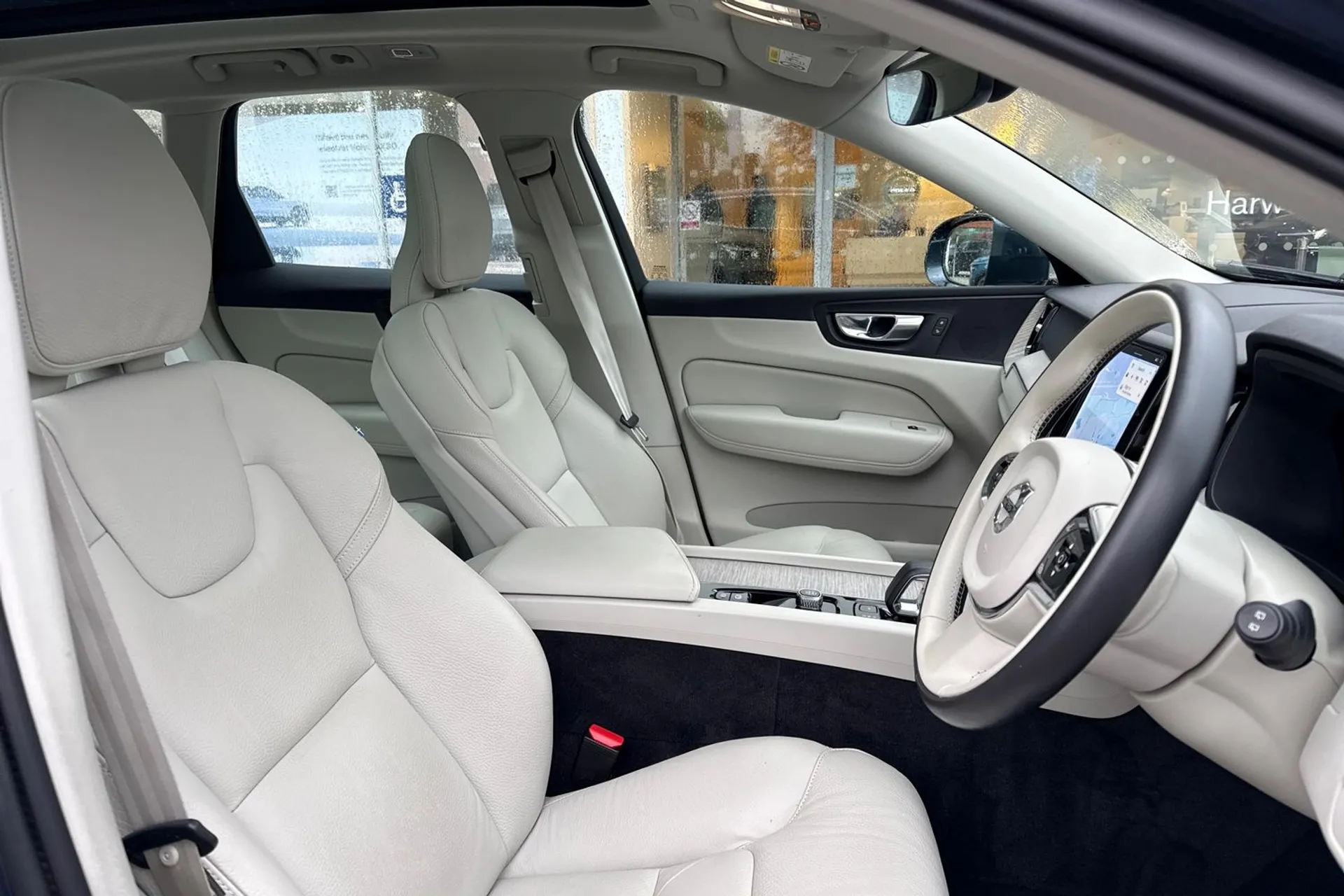 Volvo XC60 thumbnail image number 26