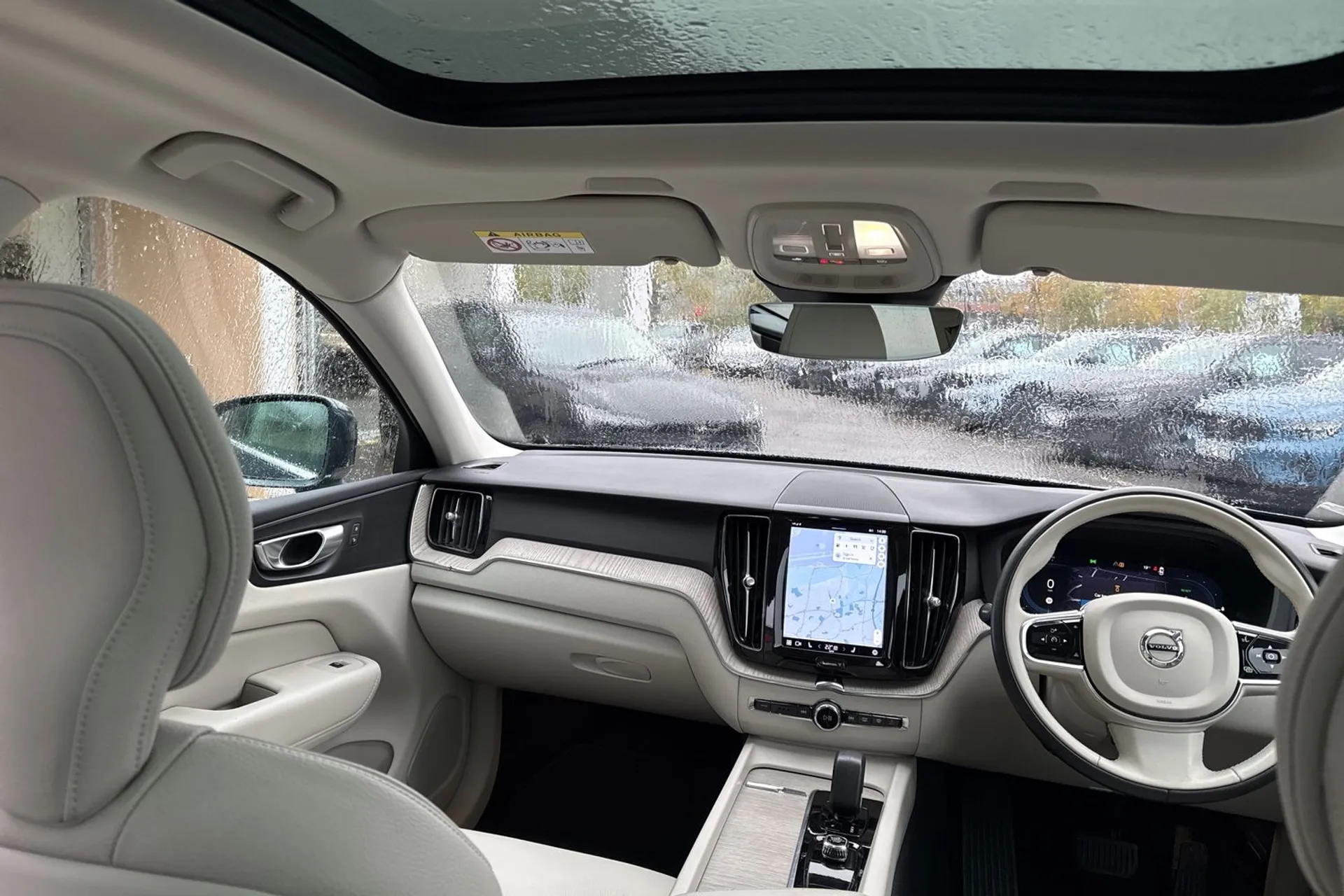 Volvo XC60 thumbnail image number 32