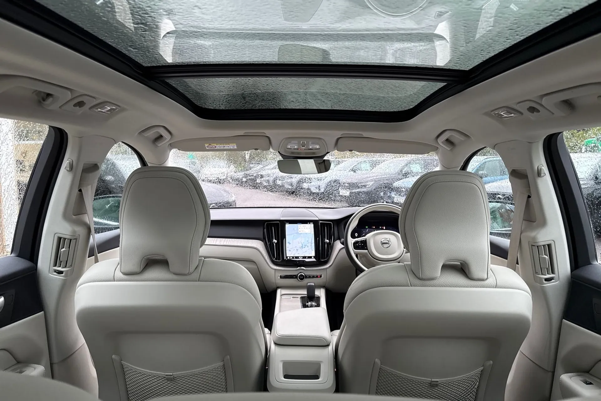 Volvo XC60 thumbnail image number 22