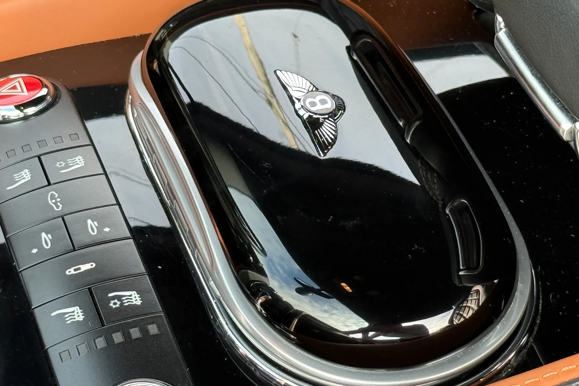 Bentley CONTINENTAL thumbnail image number 40