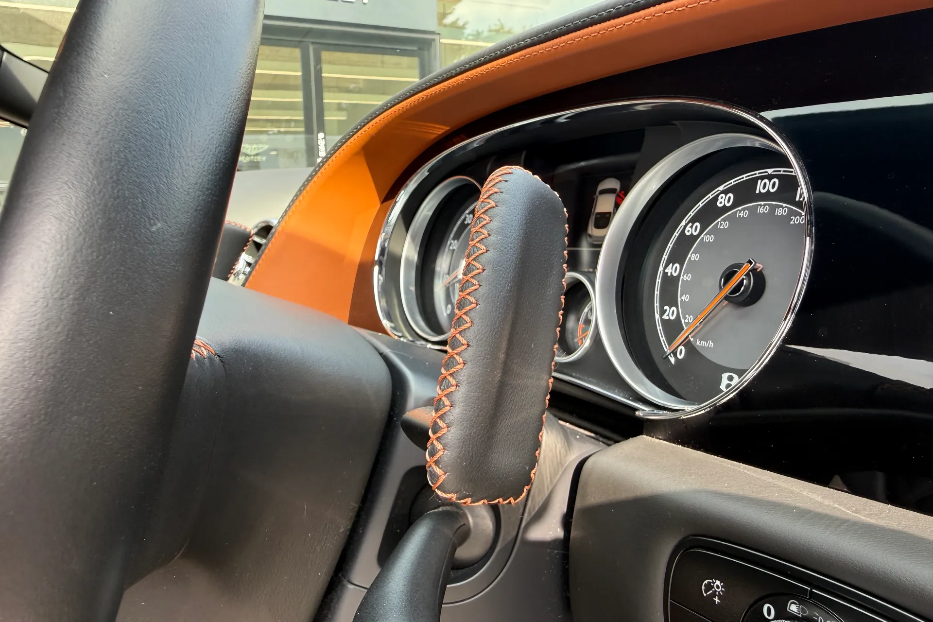 Bentley CONTINENTAL thumbnail image number 13