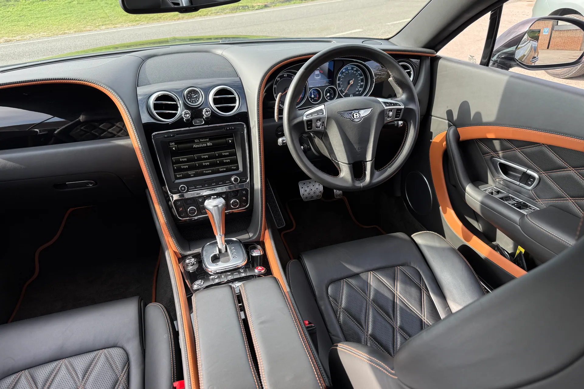 Bentley CONTINENTAL thumbnail image number 29