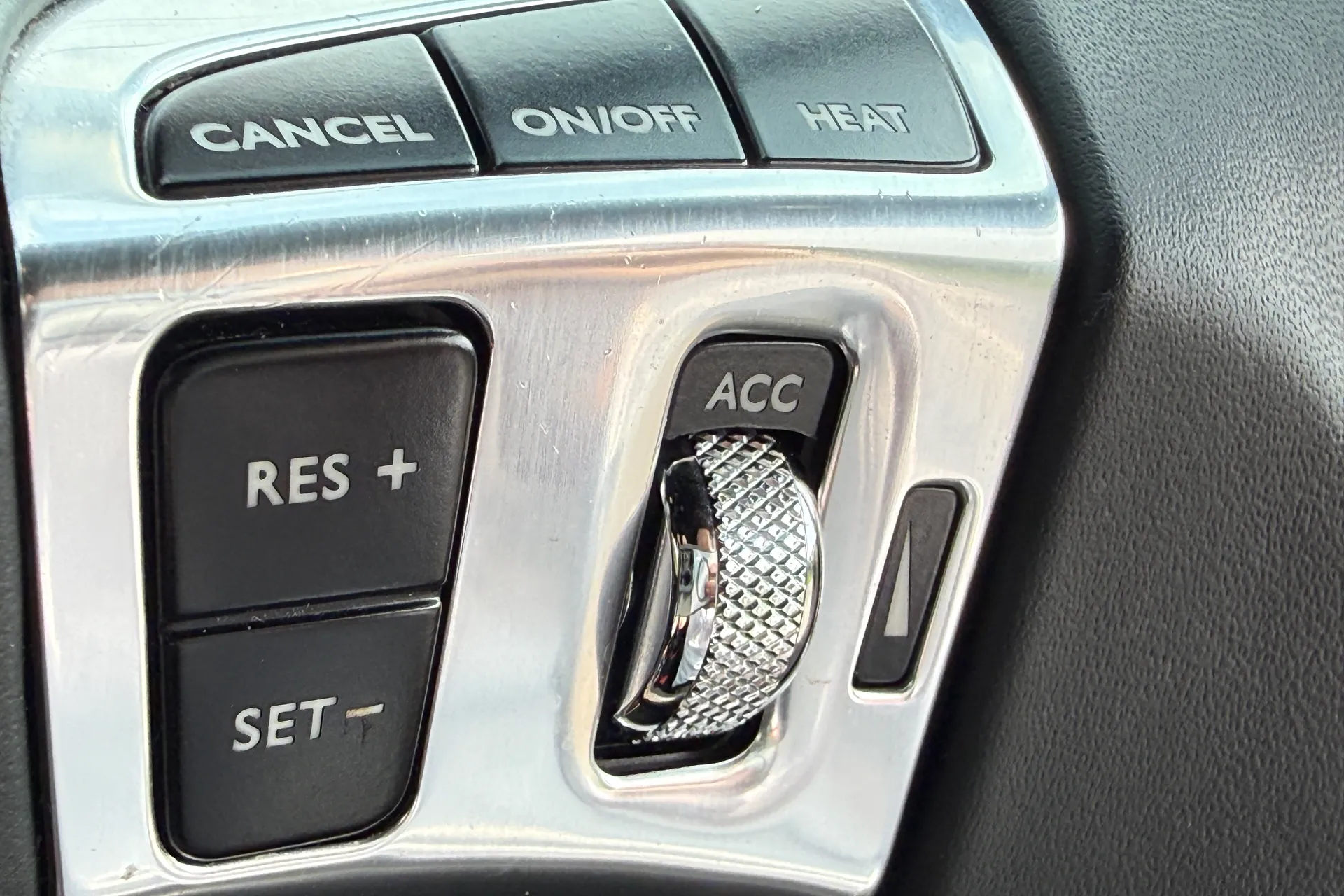 Bentley CONTINENTAL thumbnail image number 62