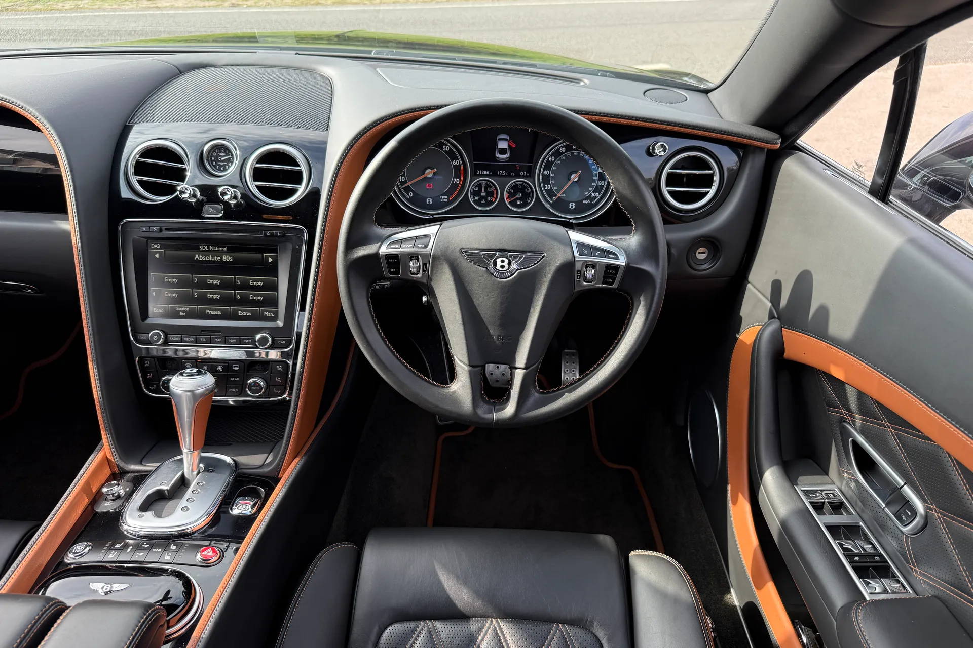 Bentley CONTINENTAL thumbnail image number 28