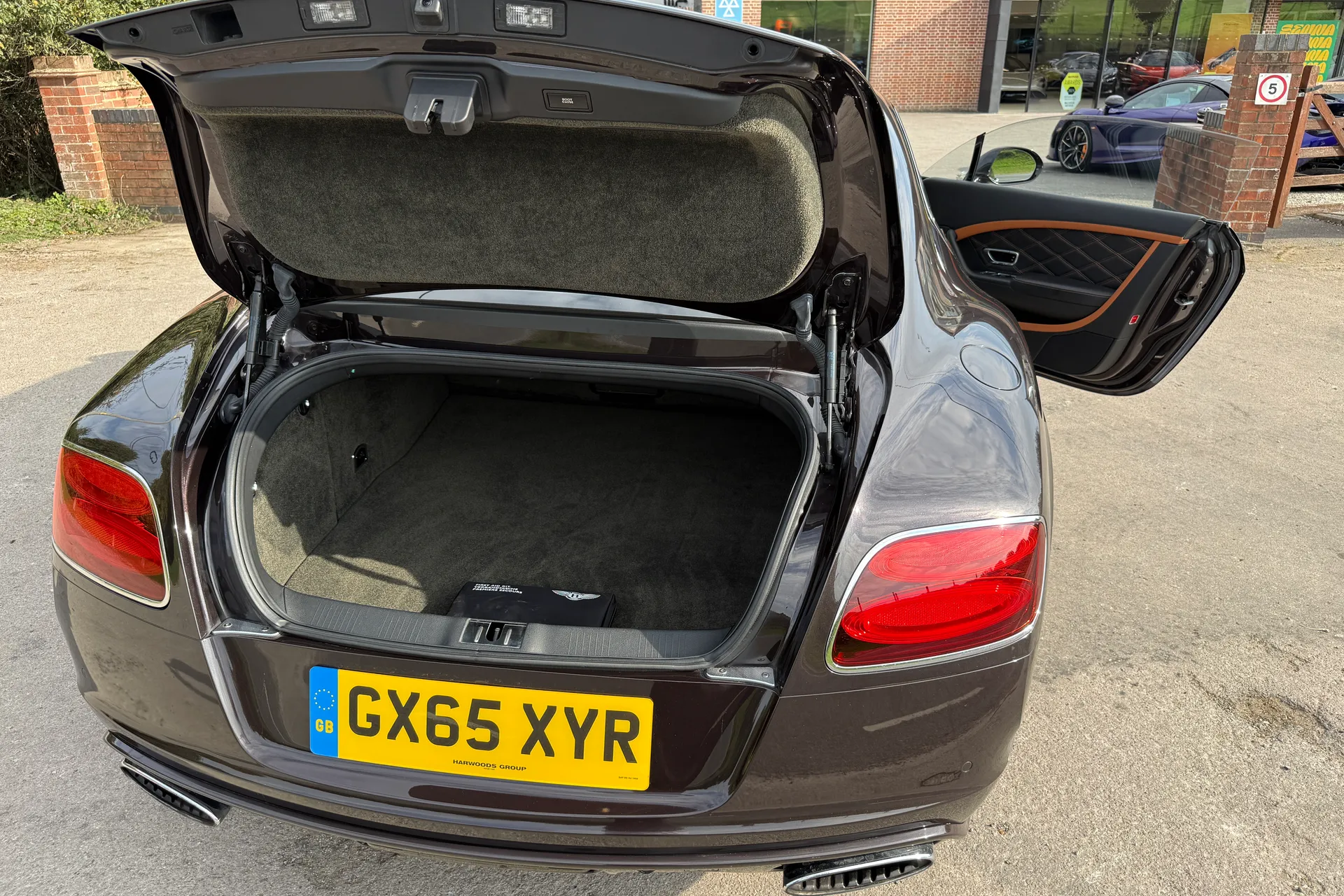 Bentley CONTINENTAL thumbnail image number 53