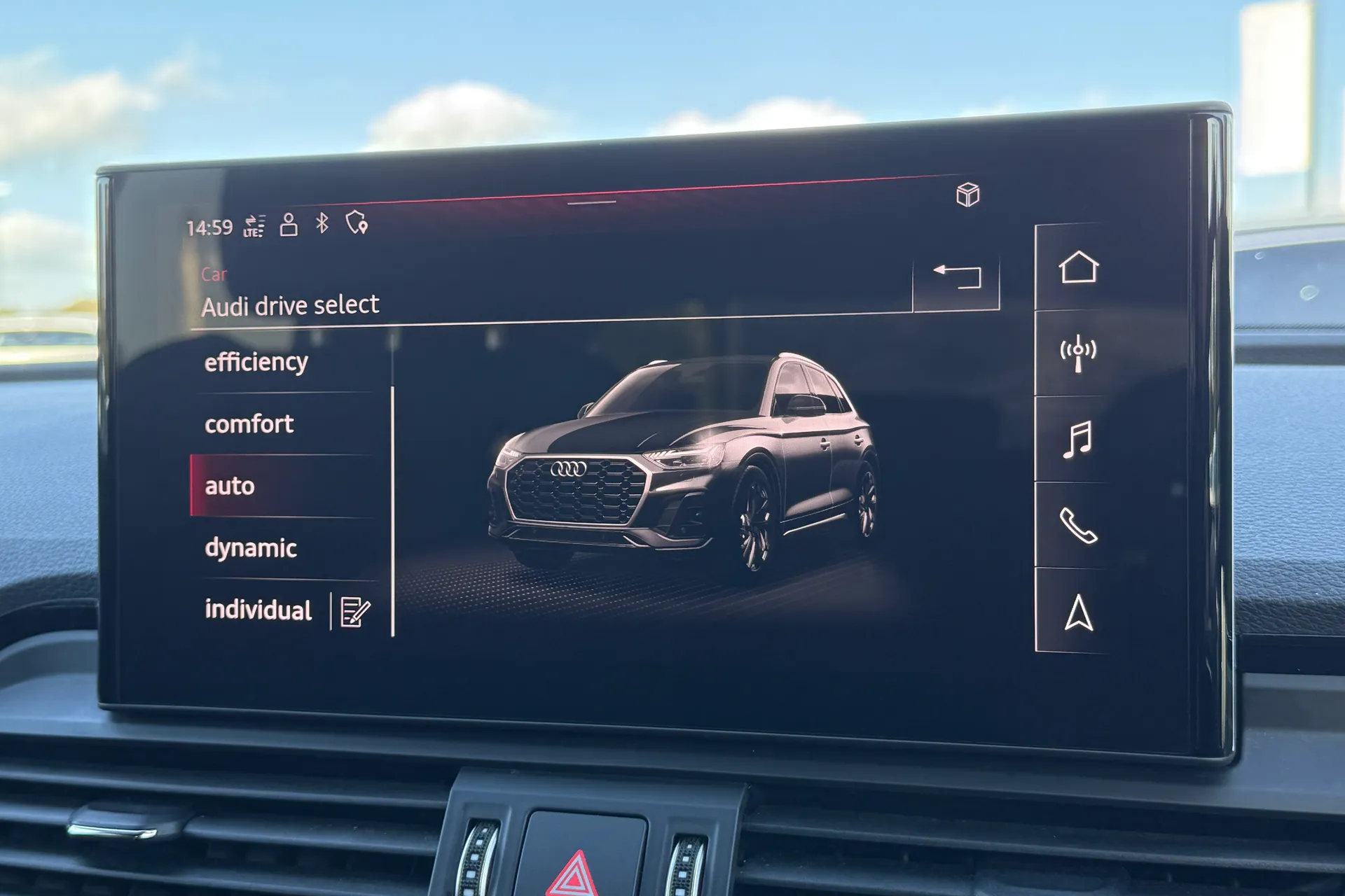 Audi Q5 thumbnail image number 12