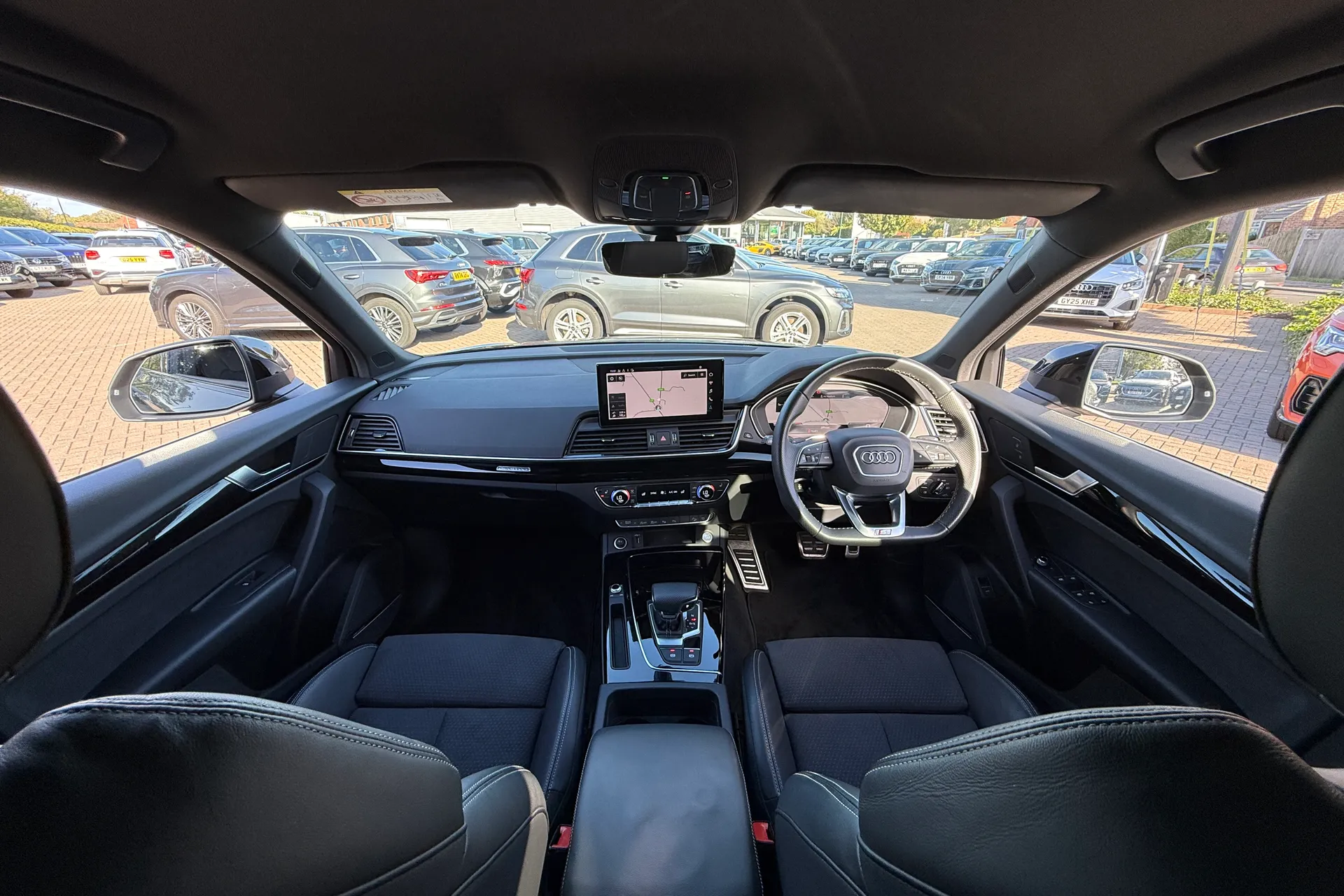 Audi Q5 thumbnail image number 3