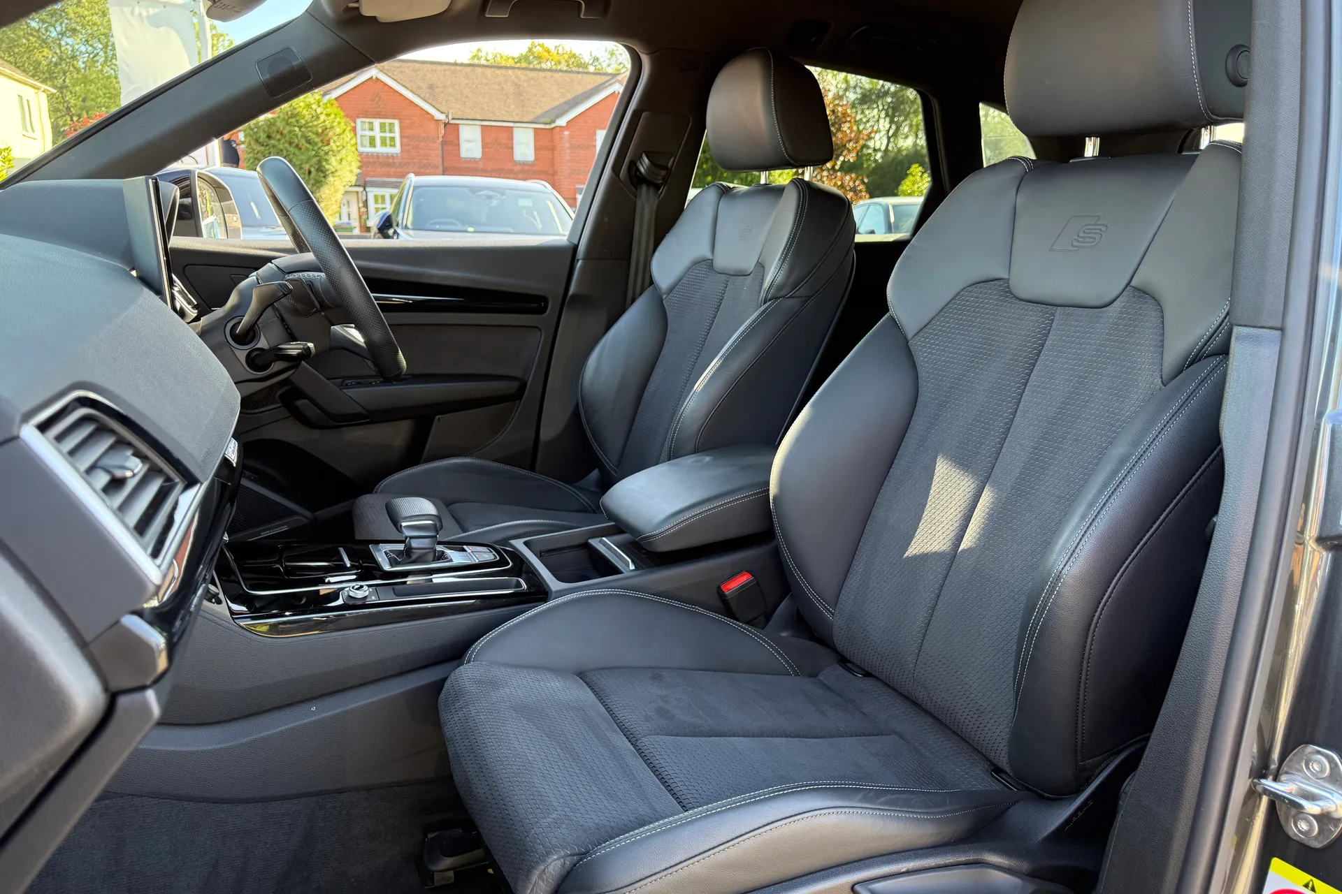 Audi Q5 thumbnail image number 34