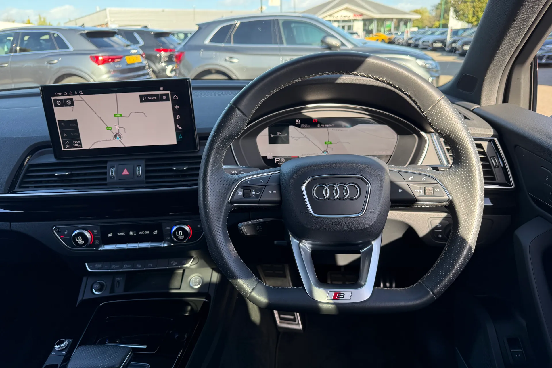 Audi Q5 thumbnail image number 6