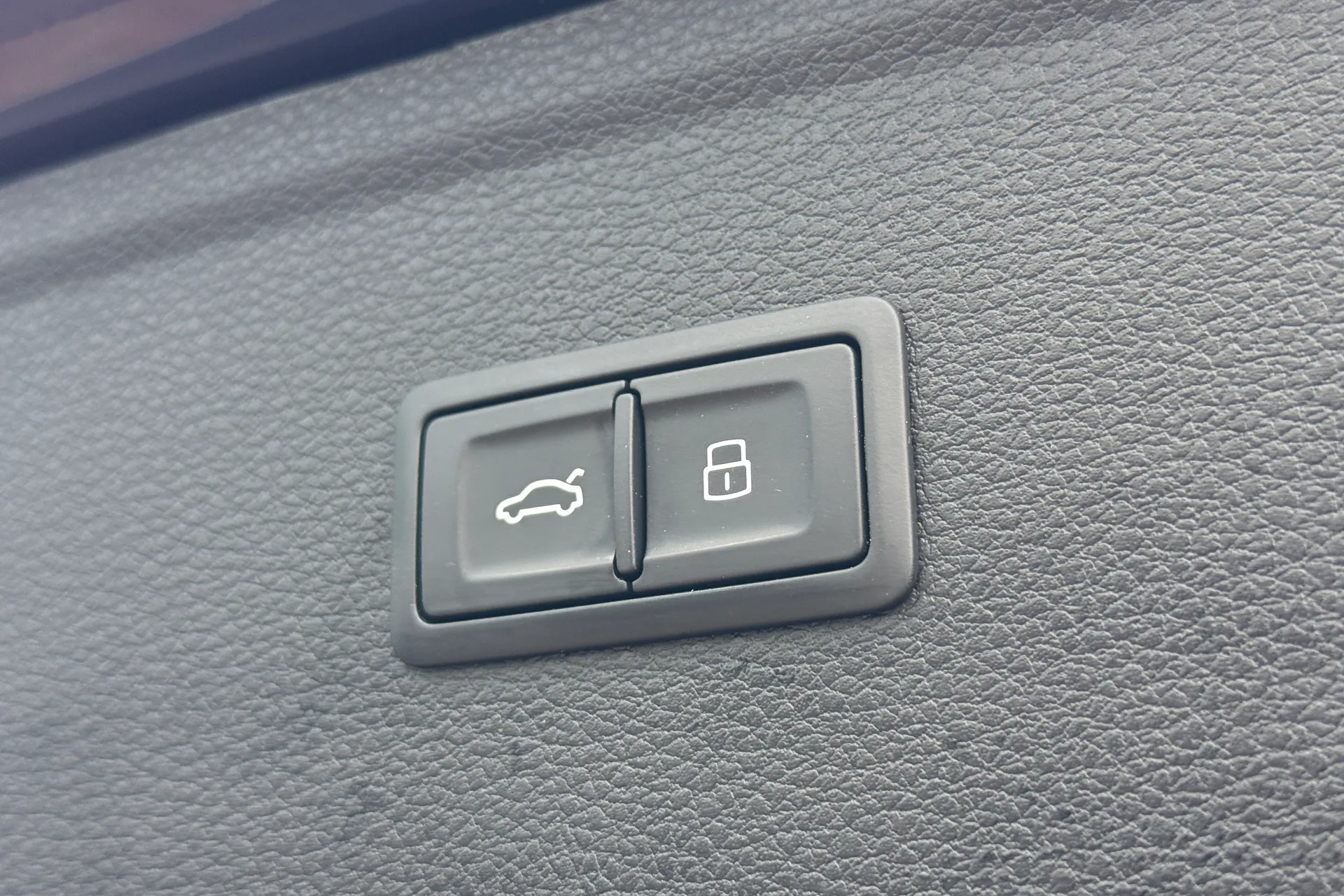 Audi Q5 thumbnail image number 45