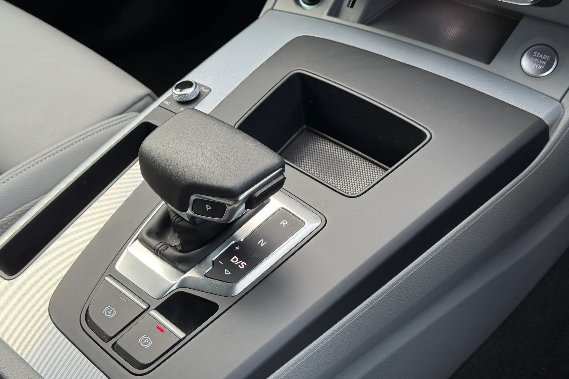 Audi Q5 thumbnail image number 12