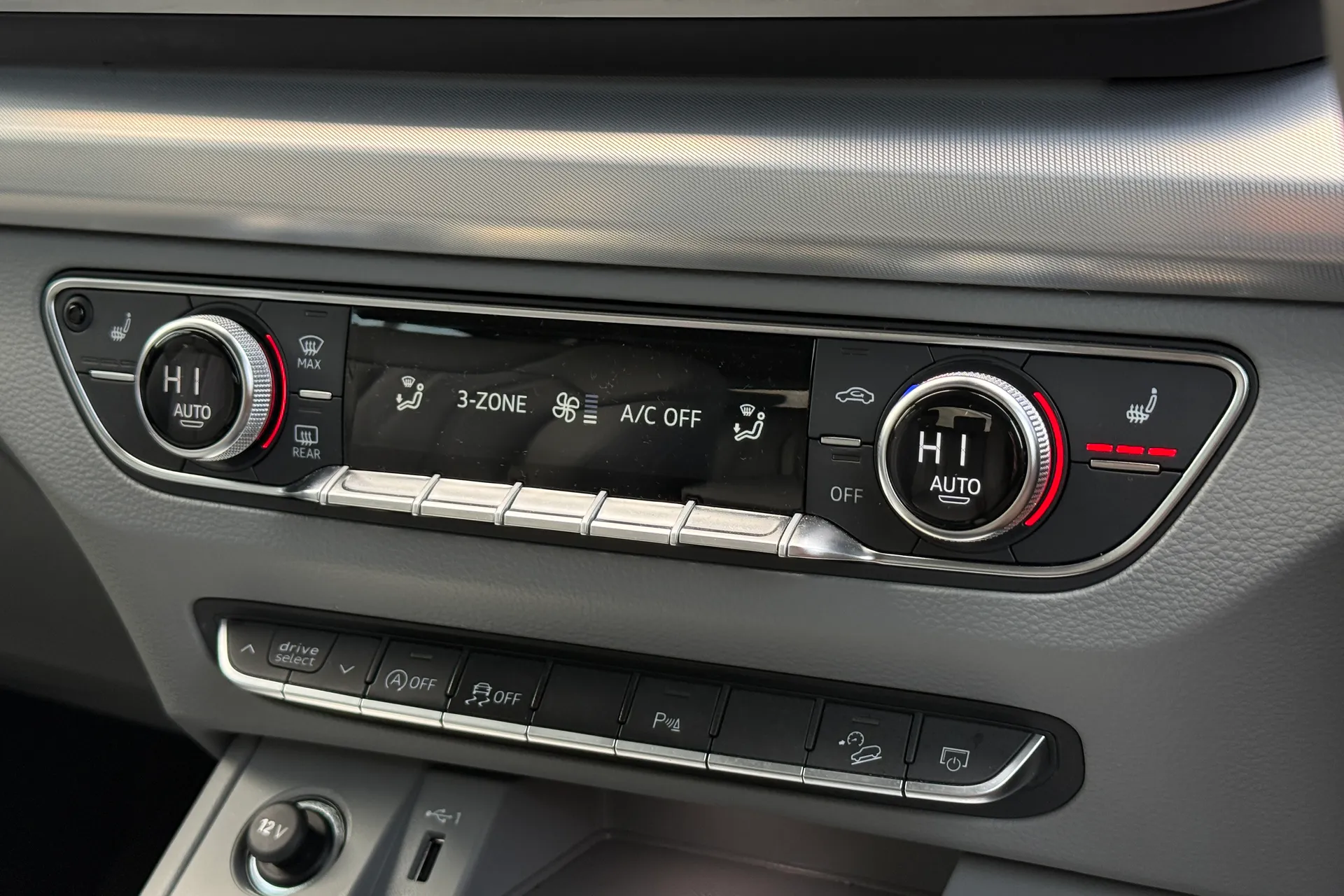 Audi Q5 thumbnail image number 11