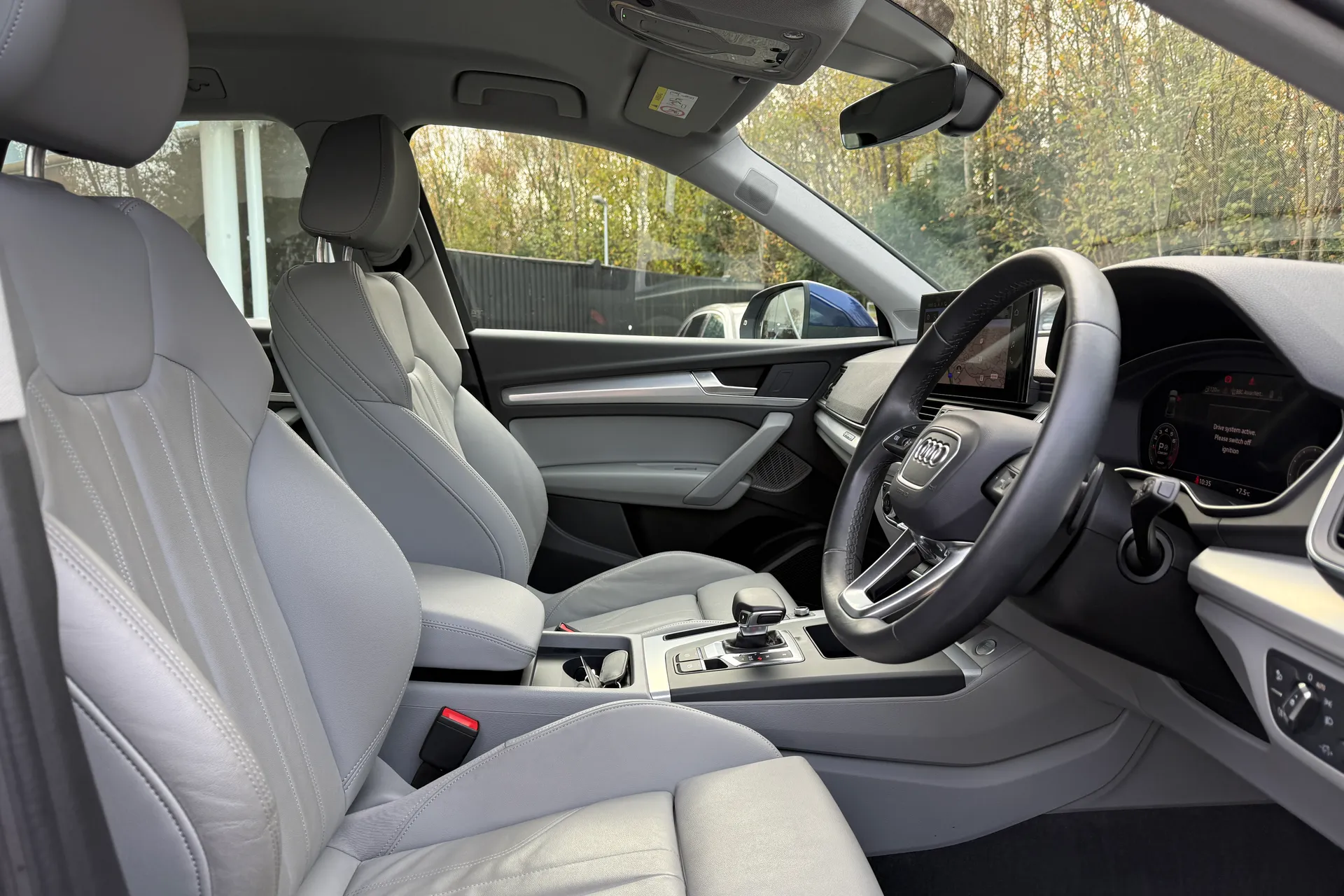 Audi Q5 thumbnail image number 27