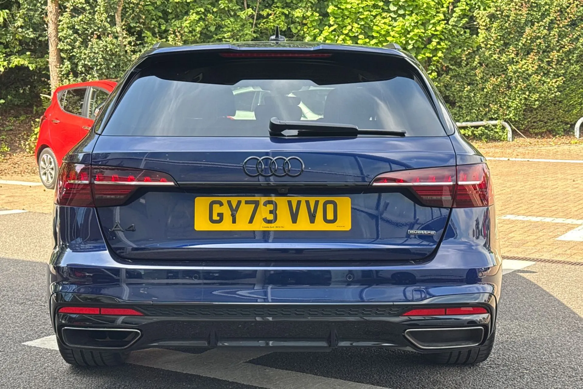 Audi A4 thumbnail image number 8