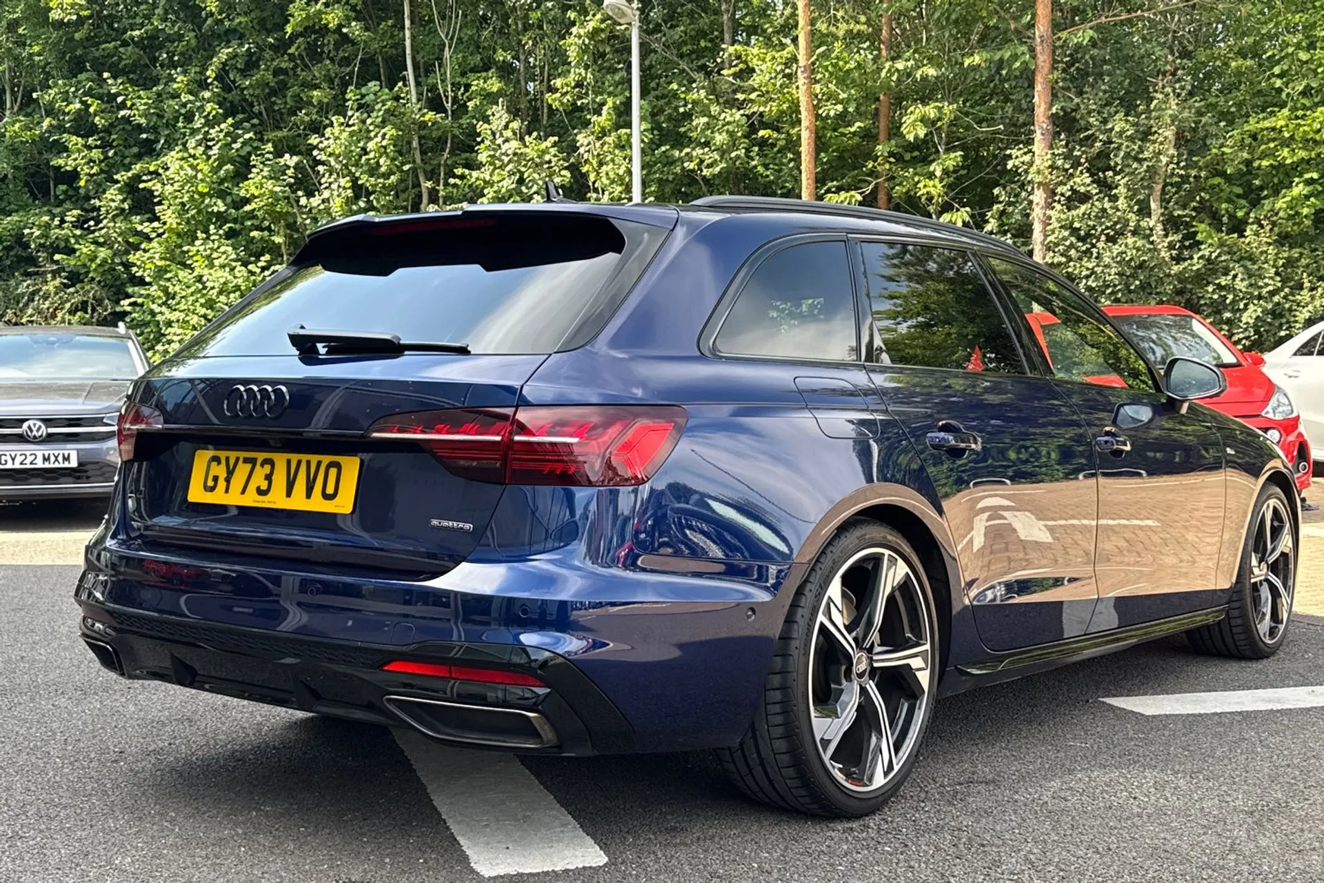 Audi A4 thumbnail image number 7