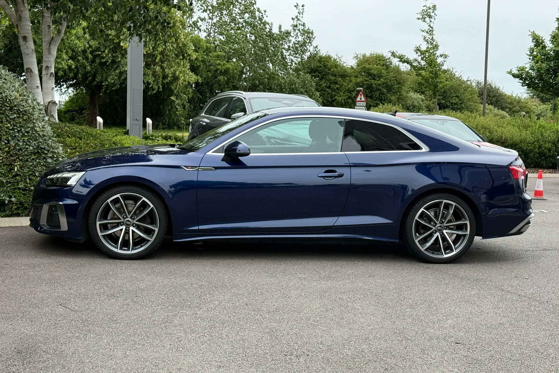Audi A5 thumbnail image number 25